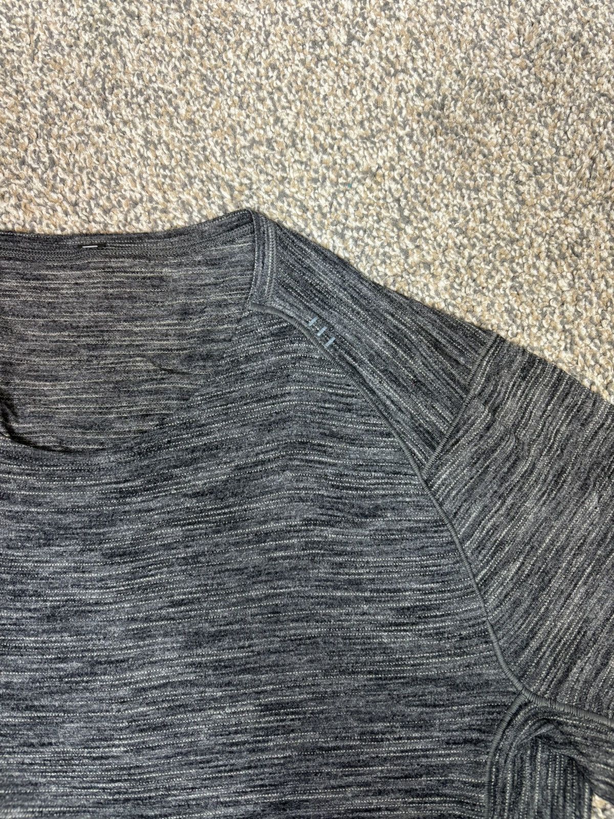 Lululemon Lululemon metal vent tech tshirt heather gray Size US S / EU 44-46 / 1 - 2 Thumbnail
