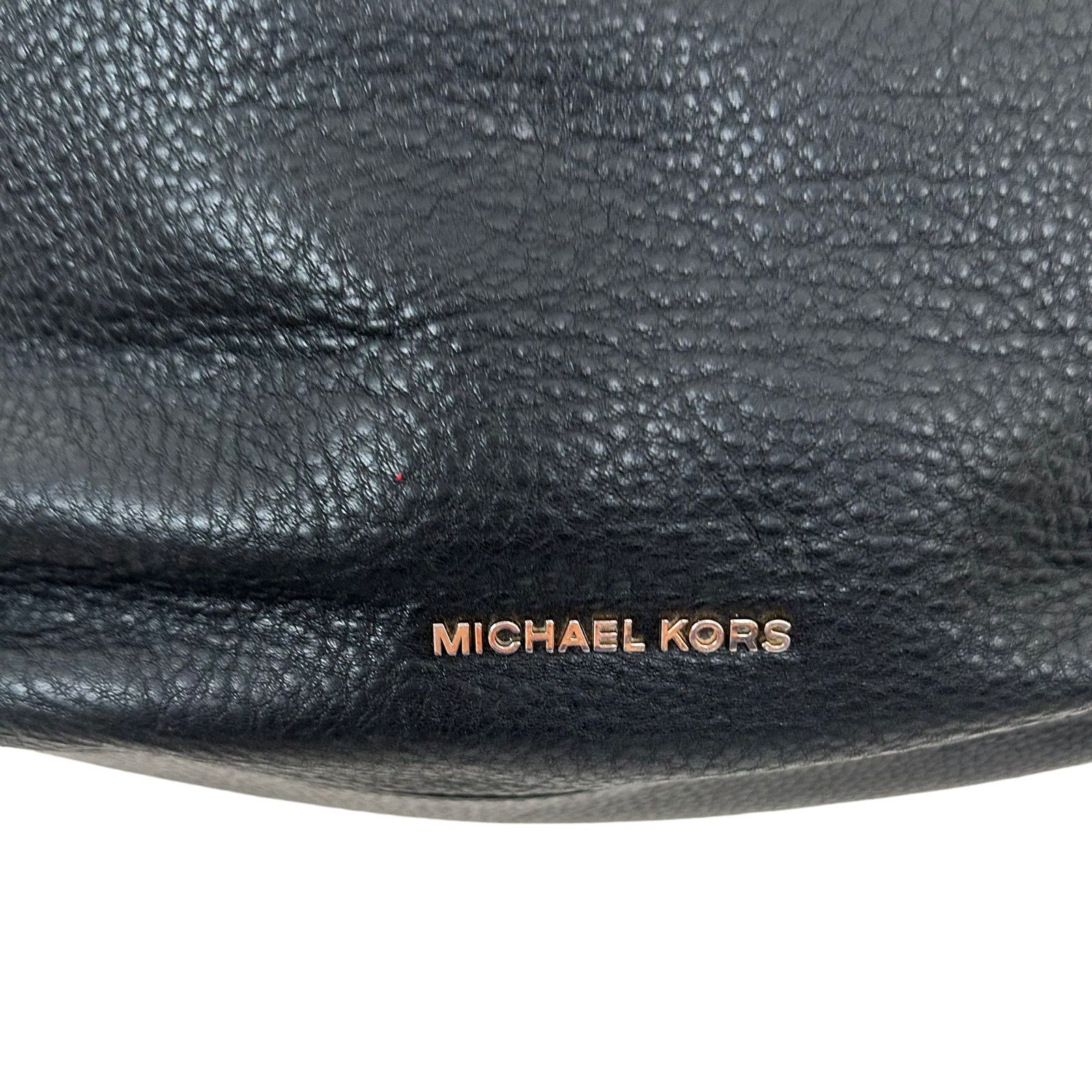 Michael Kors Michael Kors Black Leather Shoulder Bag Grommet Strap Size ONE SIZE - 2 Thumbnail