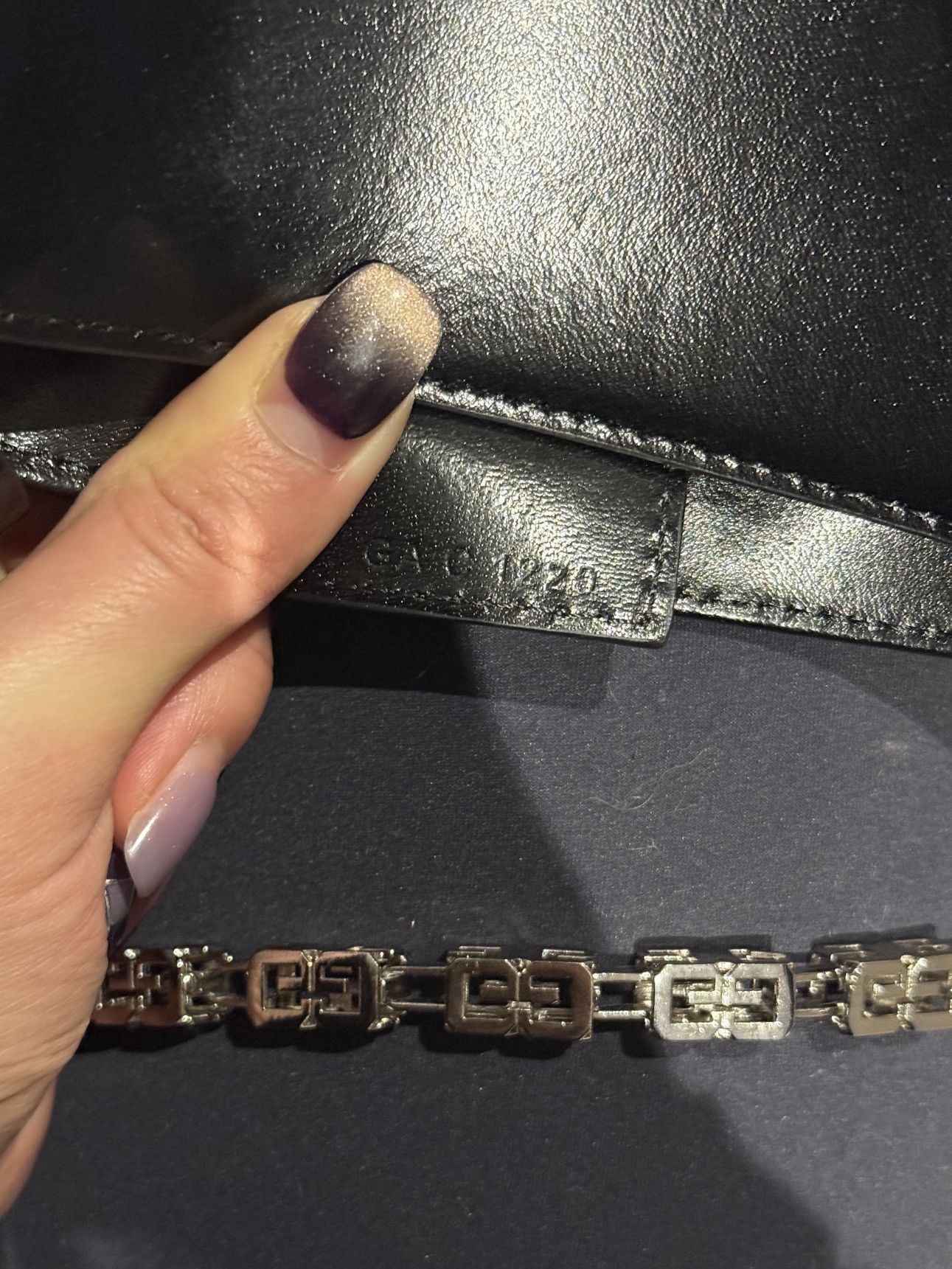 Givenchy Givenchy Small Cut Out Logo Chain Bag Size ONE SIZE - 7 Thumbnail