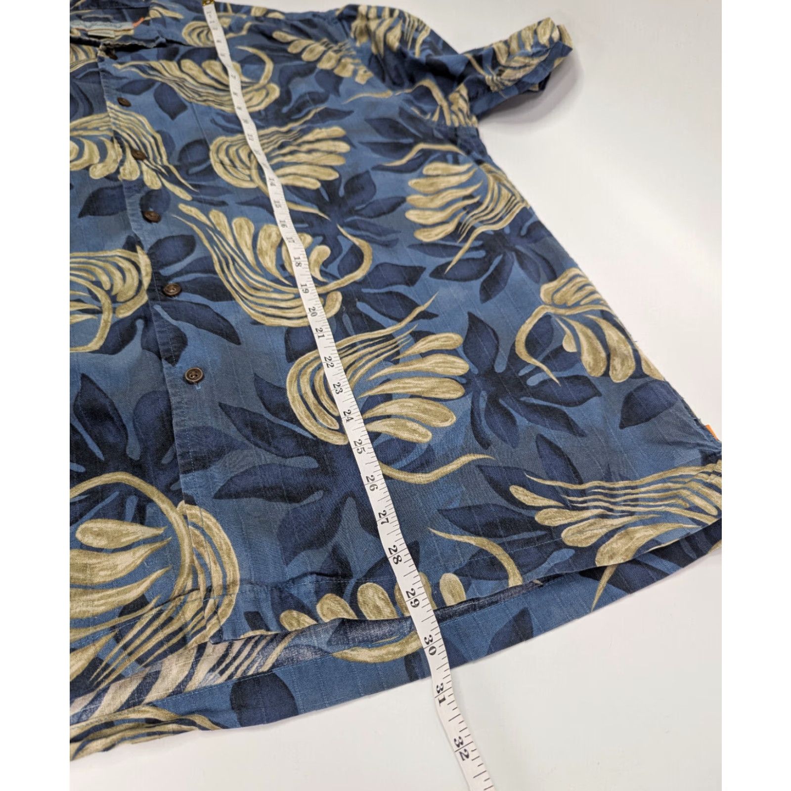 Quiksilver QuikSilver Shirt Men XL Button Short Sleeve Floral Tropical Hawaiian Comfort Fit Blue Casual Beach 90s? Size US XL / EU 56 / 4 - 3 Thumbnail