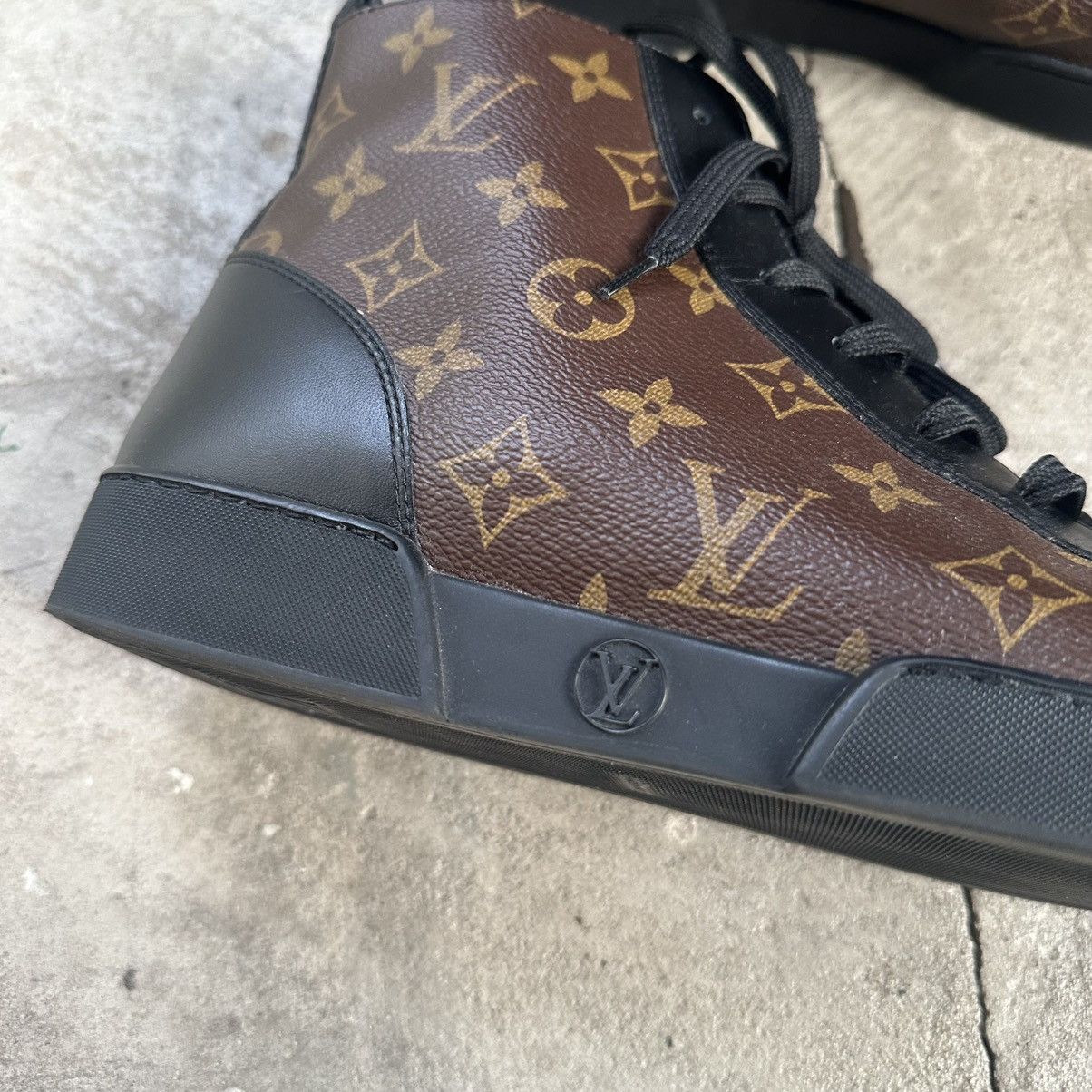Louis Vuitton LOUIS VUITTON Sneakers Leather LV Monogram Logo Black Men’s Size US 8.5 / EU 41-42 - 5 Thumbnail