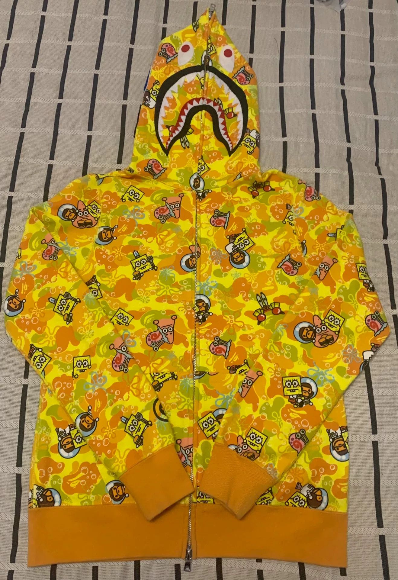 Bape Bape Shark Light Jacket S Men Size US S / EU 44-46 / 1 - 1 Thumbnail