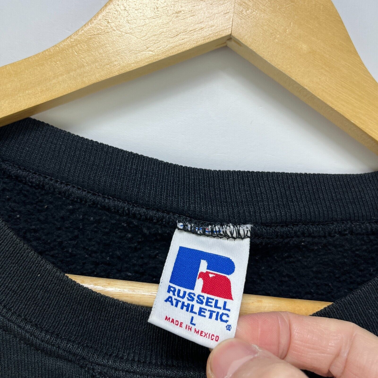 Russell Athletic × Vintage Vintage 90s Sun Faded Blank Black Russell Athletic Large Size US L / EU 52-54 / 3 - 4 Thumbnail