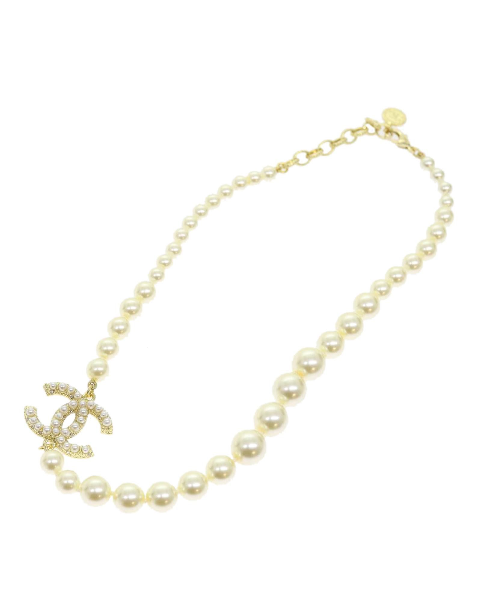 image of Chanel White Gold Tone Pearl Cc Necklace - Authentic, Women's
