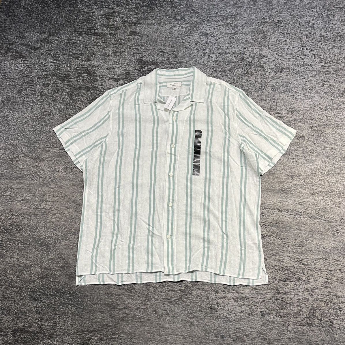 Banana Republic Banana Republic Striped Button Up Shirt Short Sleeve XL NEW Size US XL / EU 56 / 4 - 1 Thumbnail