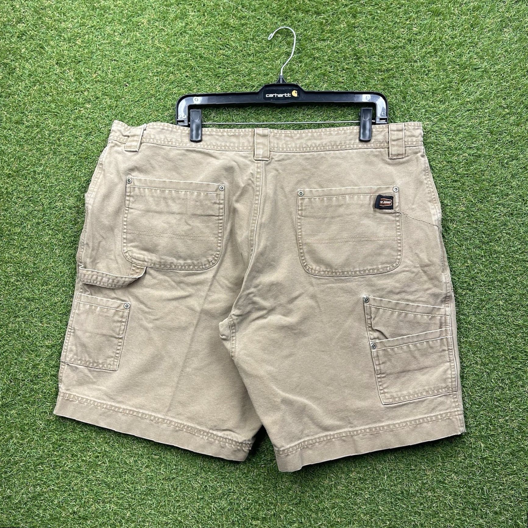 Vintage Jesse James Shorts Mens 42 Tan Carpenter 11" Washed Duck Canvas Workwear Khaki Cargo Pocket Pockets Logo Size US 42 / EU 58 - 2 Thumbnail