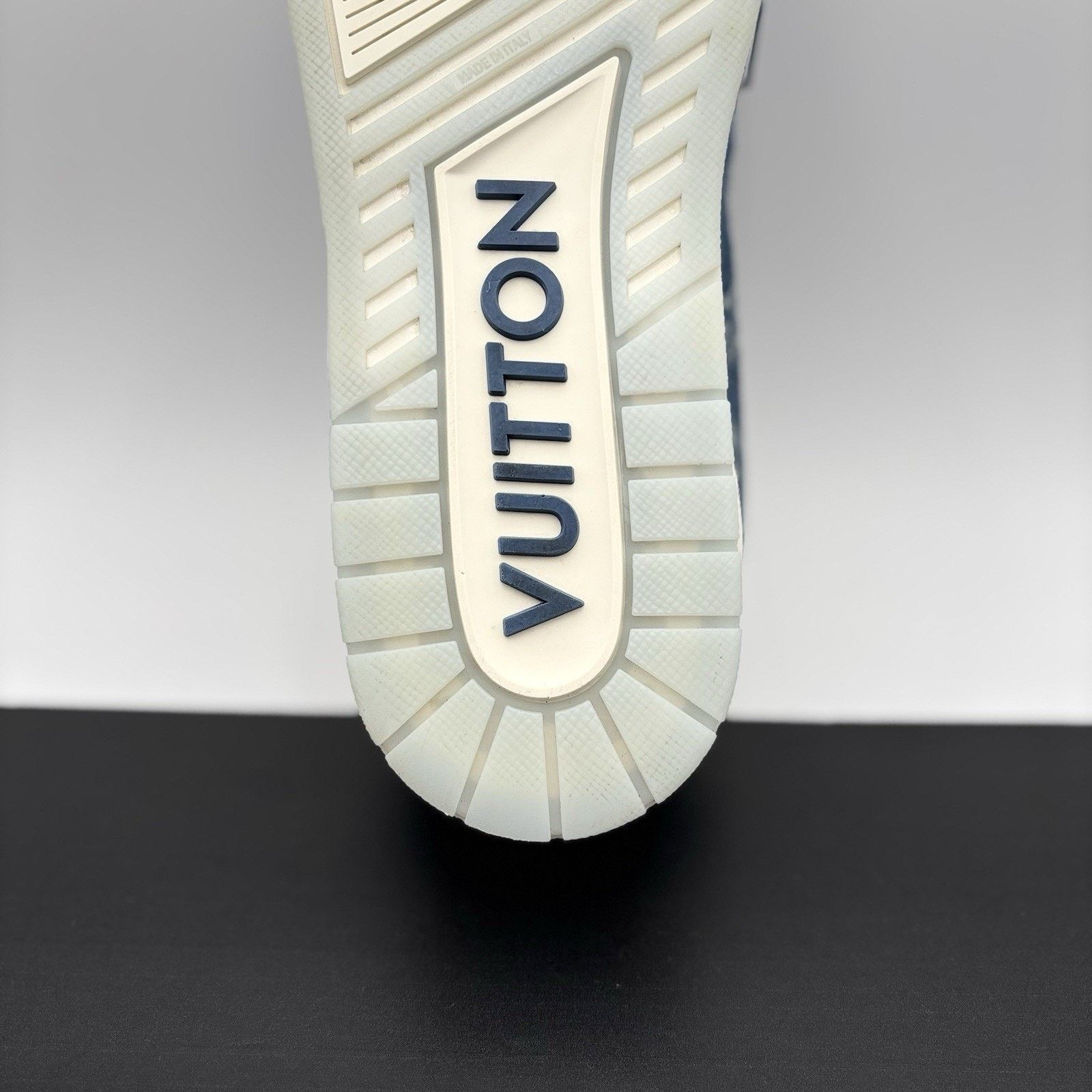 Louis Vuitton 12-12.5 US Louis Vuitton Trainer Denim ' Navy ' | EXCELLENT! Size US 12 / EU 45 - 9 Thumbnail