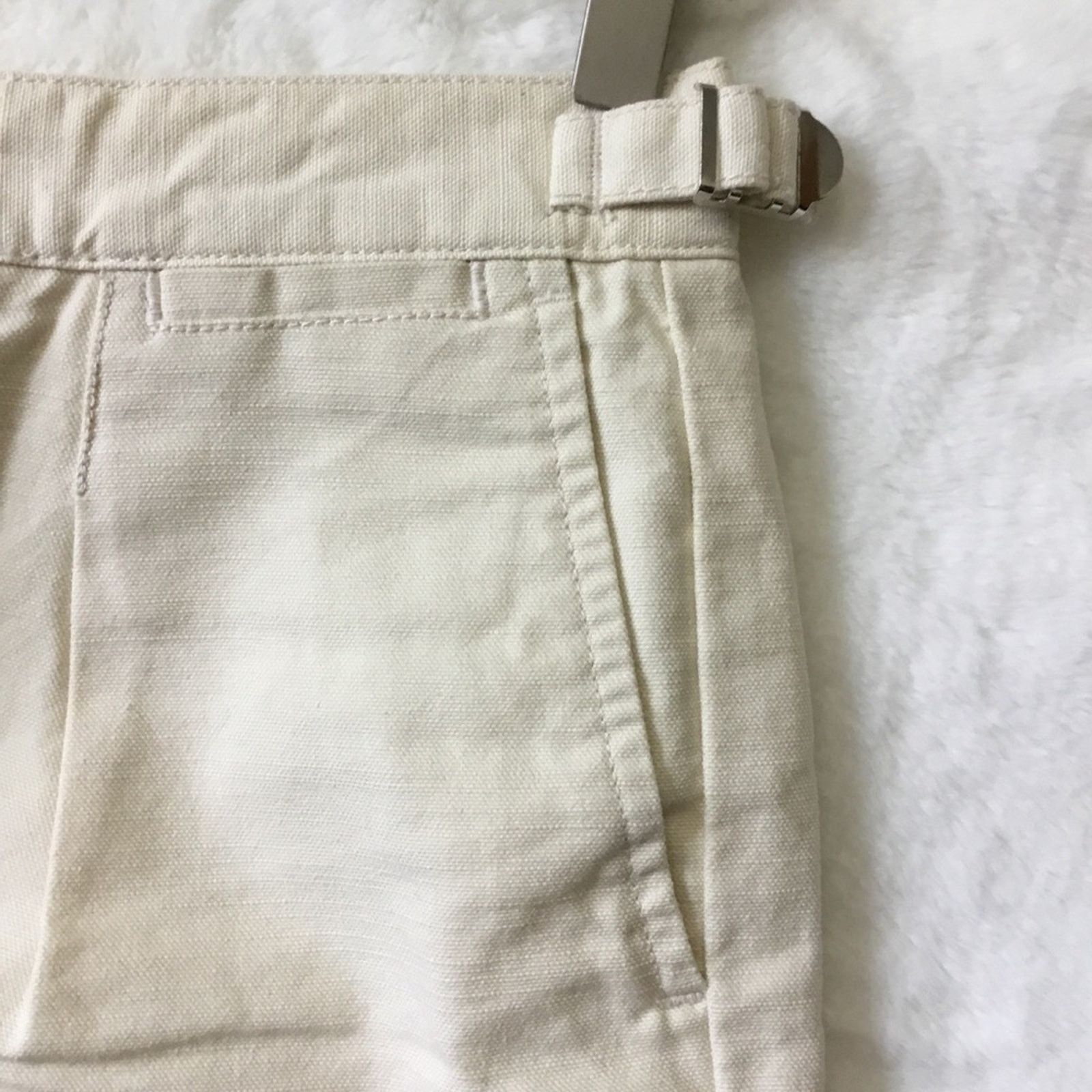 Tommy Hilfiger Tommy Hilfiger Beige Classic Shorts Size 27" / US 4 / IT 40 - 2 Thumbnail