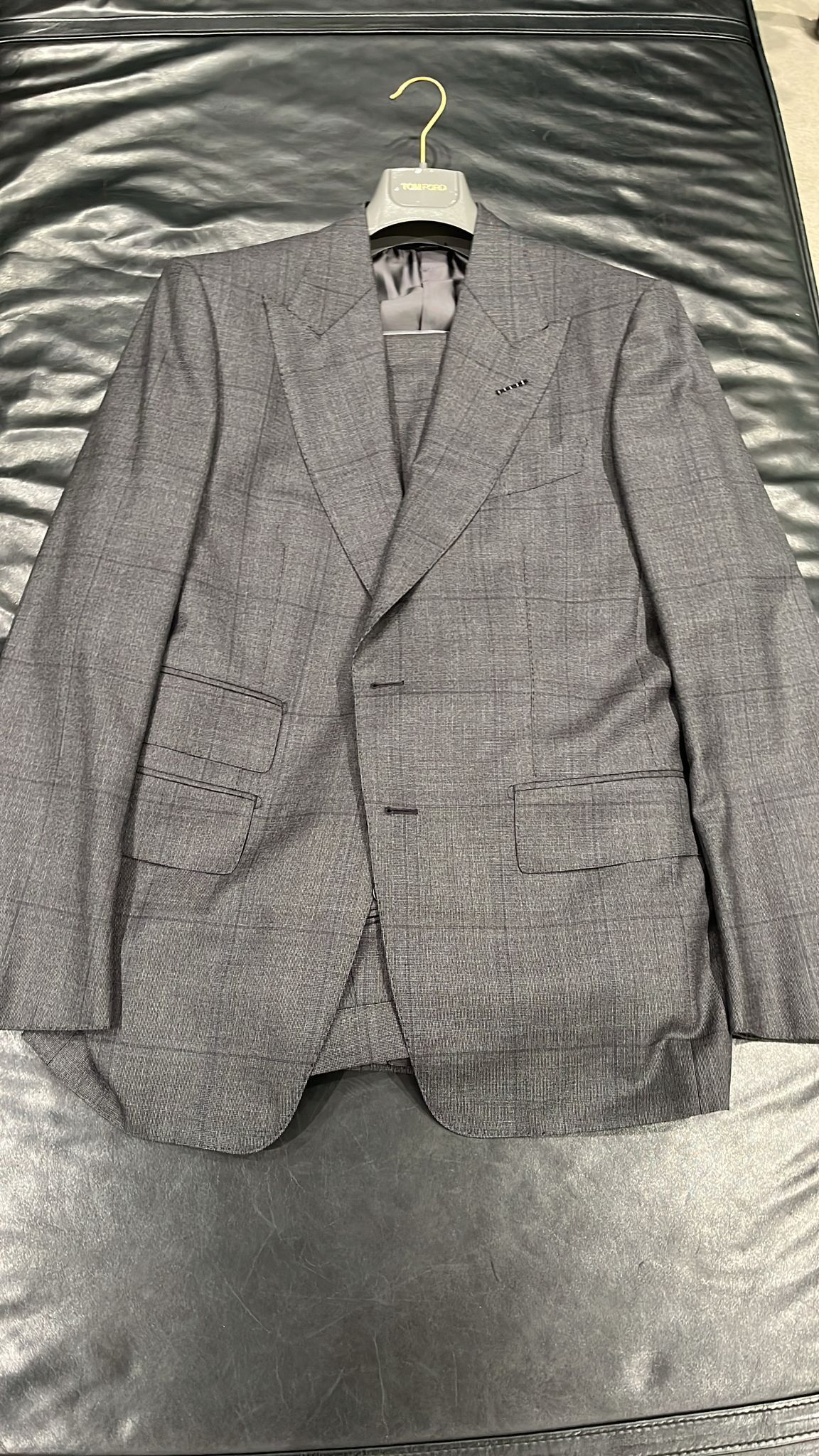 Tom Ford o1loc1c0126 2LWP01 Suit in Grey Size US M / EU 48-50 / 2 - 1 Thumbnail