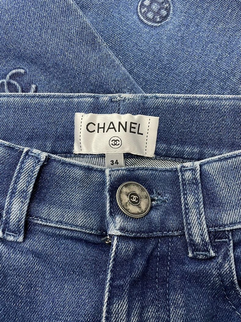 Chanel chanel Camelia double C embossed blue jeans Size 42" / US 20 - 4 Thumbnail