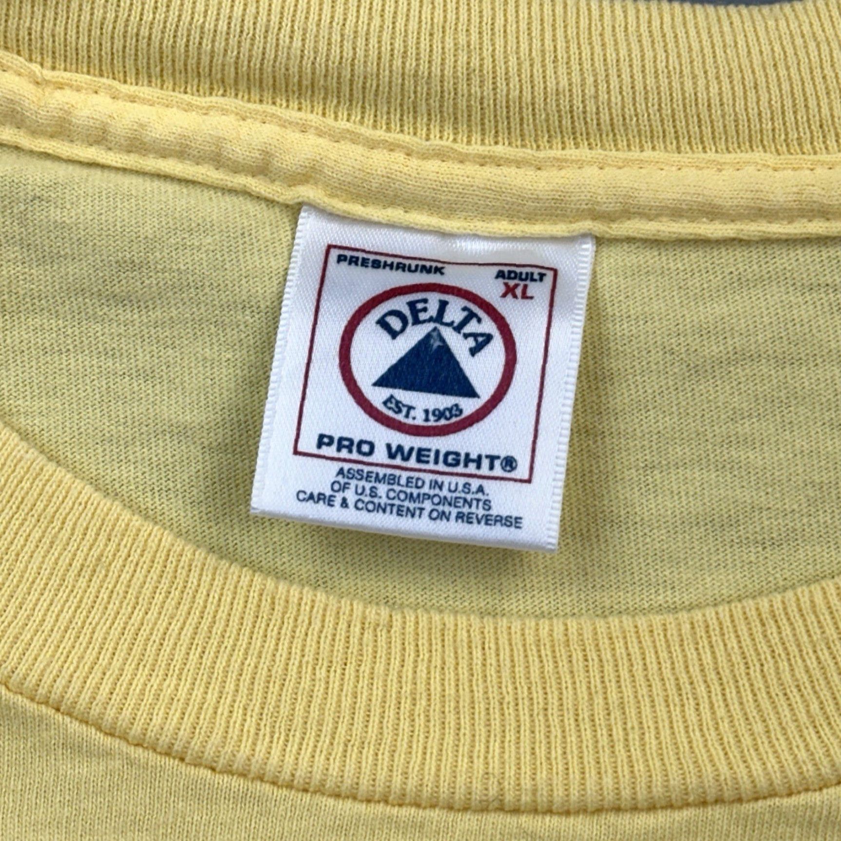 Delta VINTAGE Delta Pro Weight Shirt Mens XL Yellow Half Moon Cay Sun Moon Graphic Tee Size US XL / EU 56 / 4 - 6 Thumbnail