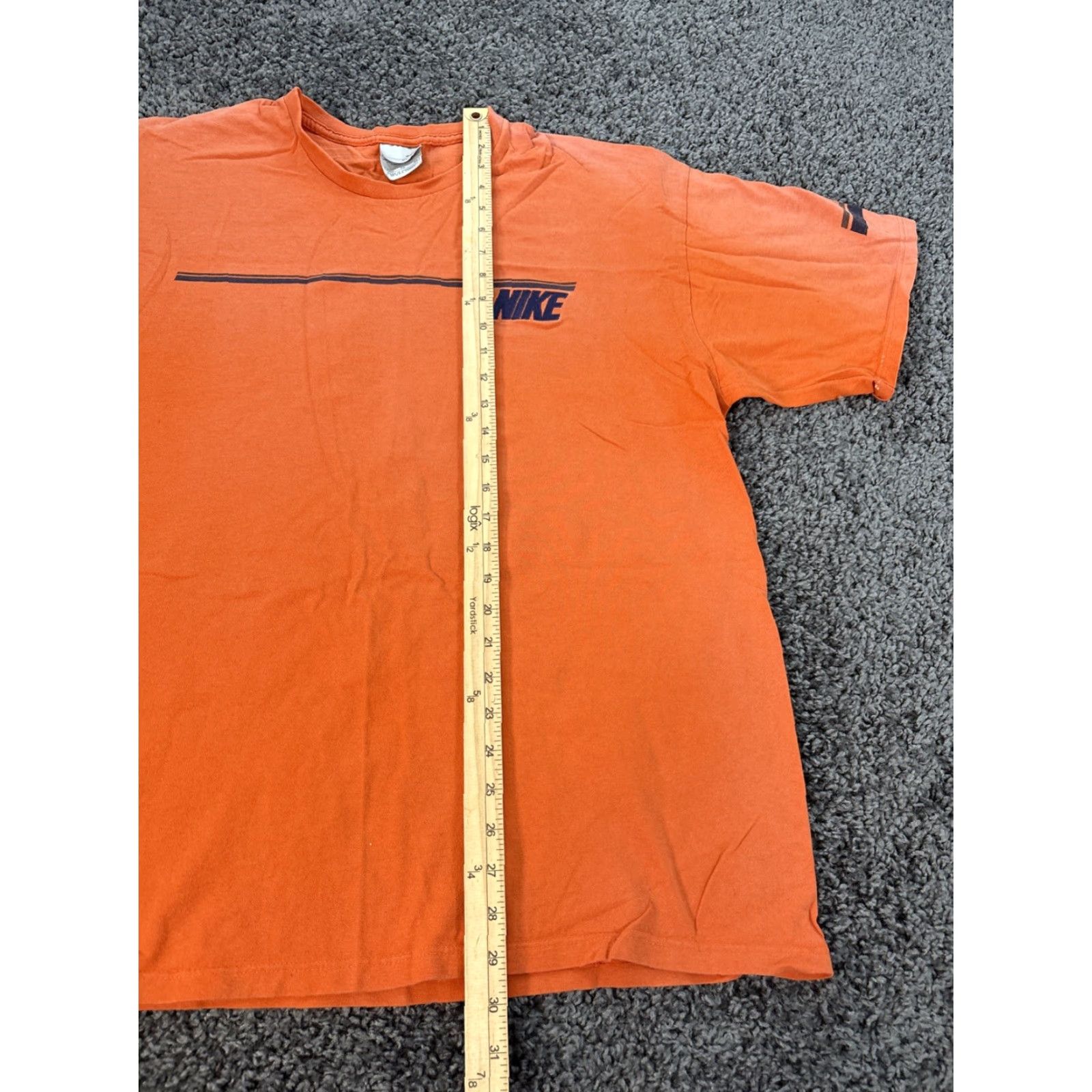 Nike VINTAGE Nike T-Shirt Mens XL Orange Short Sleeve 90s Silver Mini Swoosh Stripe Pattern Size US XL / EU 56 / 4 - 2 Thumbnail