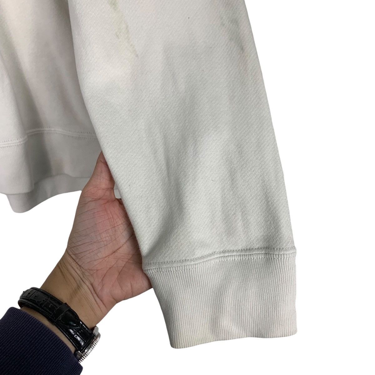Uniqlo UNIQLO X KAWS Big Logo Graphic Sweatshirt #1257-C57 Size US L / EU 52-54 / 3 - 10 Thumbnail