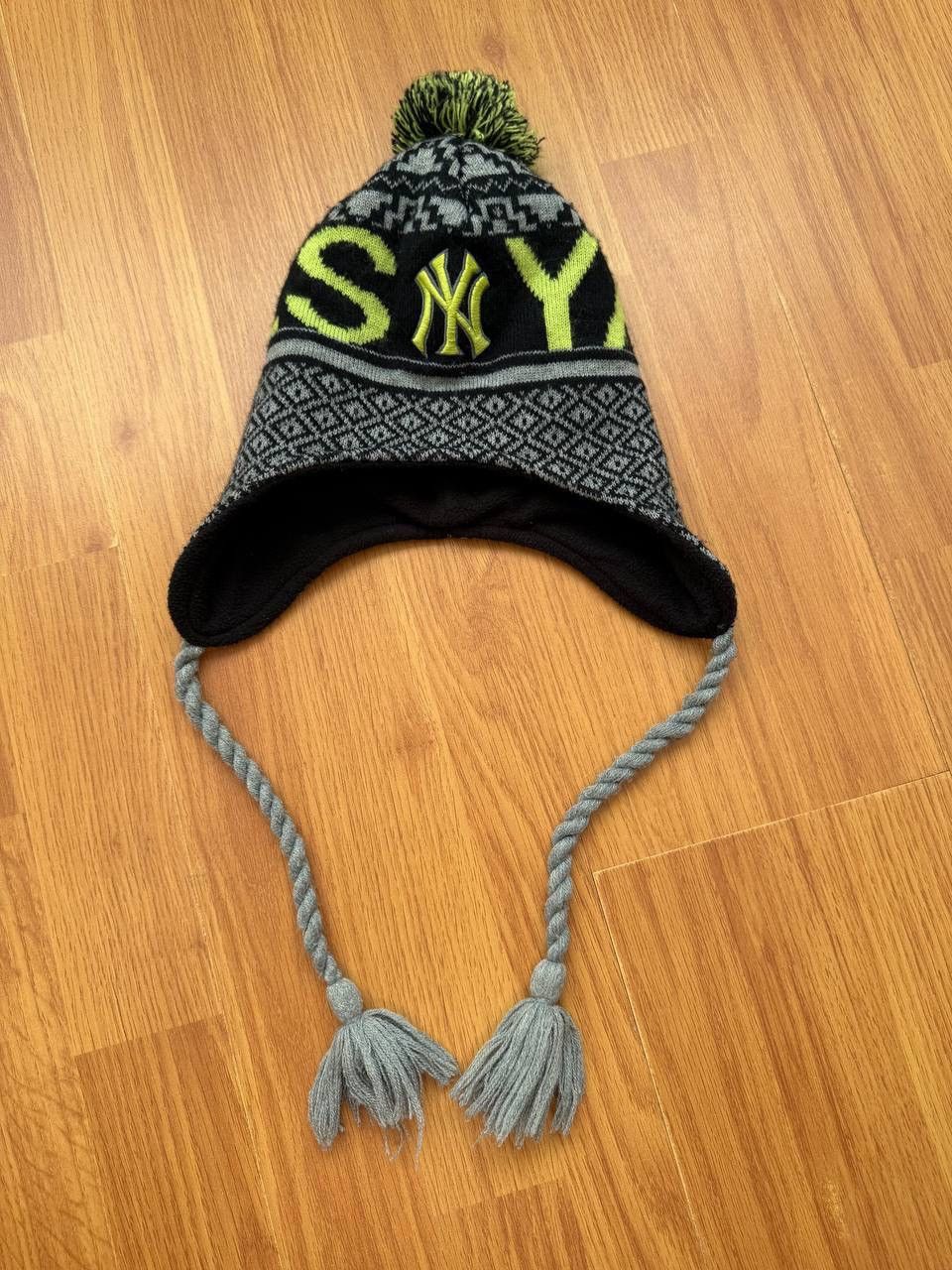 New York Yankees Vintage New York Yankees brand earflap hat Cap Size ONE SIZE - 1 Thumbnail