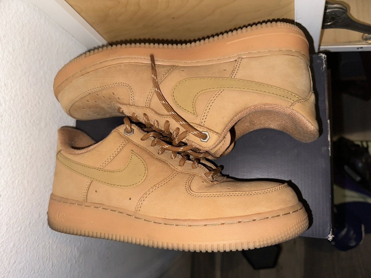Nike Wheat Airforce 1 Size US 8 / EU 41 - 4 Thumbnail