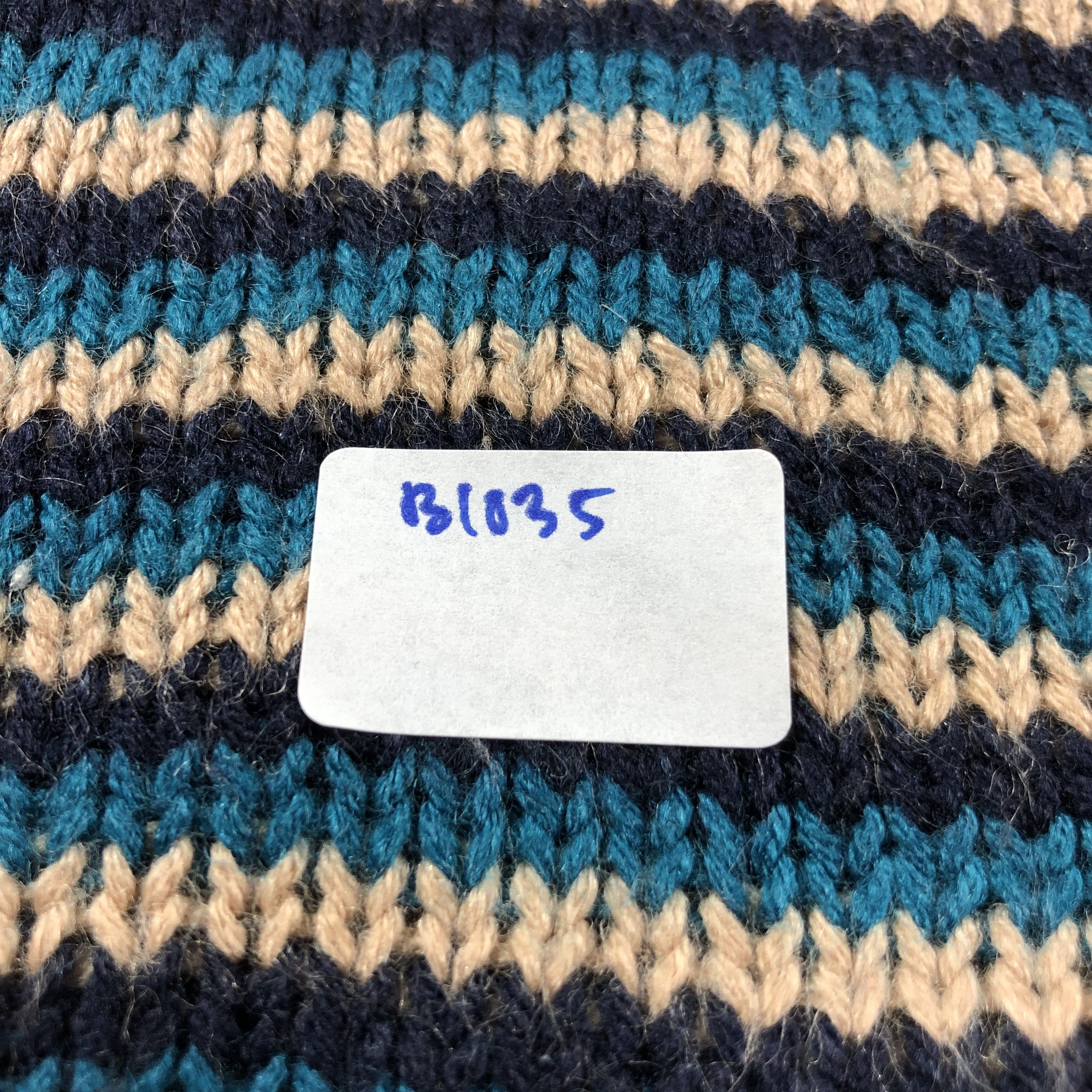 Vintage Unknown Stripe Bobble Beanie Snowcap Snow Hat B1035 Size ONE SIZE - 7 Thumbnail