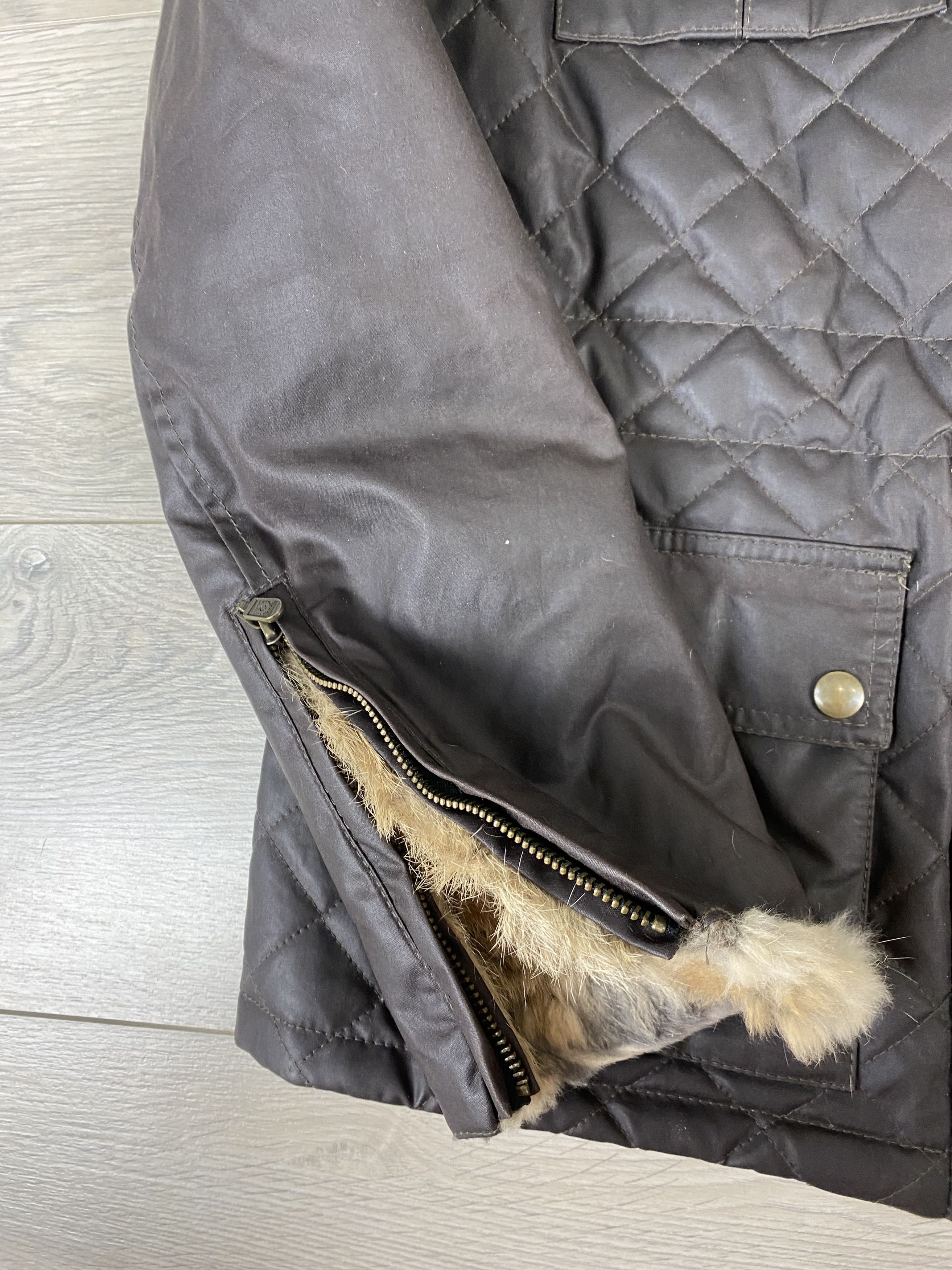 Belstaff Belstaff Gold Ladies Waxed Cotton Fur Collar Jacket Size L / US 10 / IT 46 - 10 Thumbnail