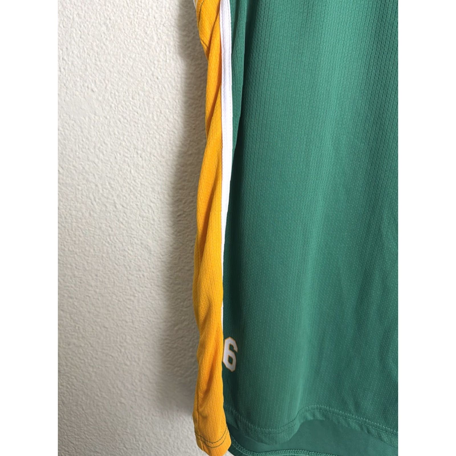Vintage VINTAGE Sacramento A’s Adult XXL Tank Top Green Yellow Red Hawk Promo Fits Like Mens L Size US XXL / EU 58 / 5 - 7 Thumbnail