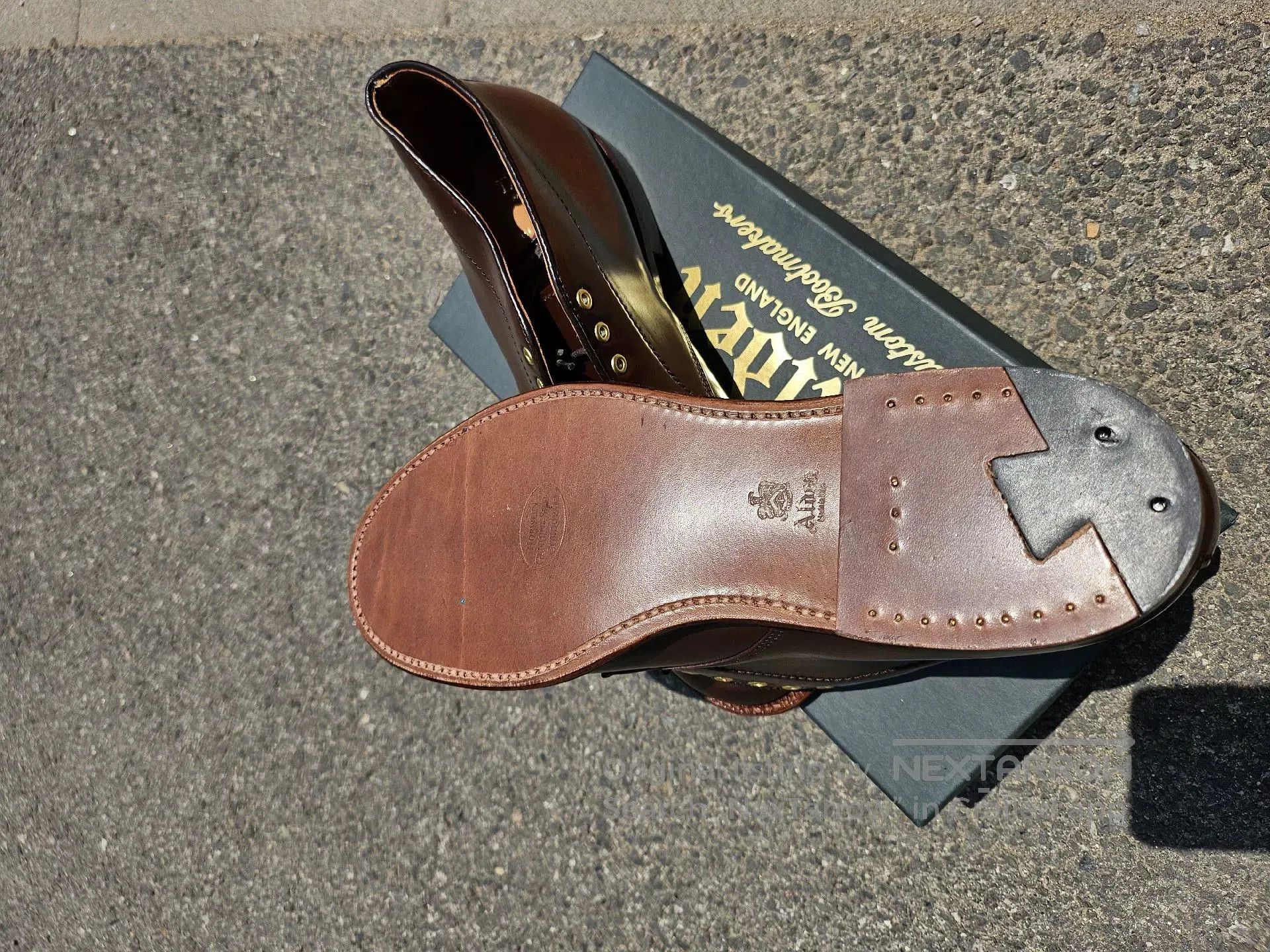 Alden Alden Orange Chukka Desert Boot. Size US 8.5 / EU 41-42 - 4 Thumbnail