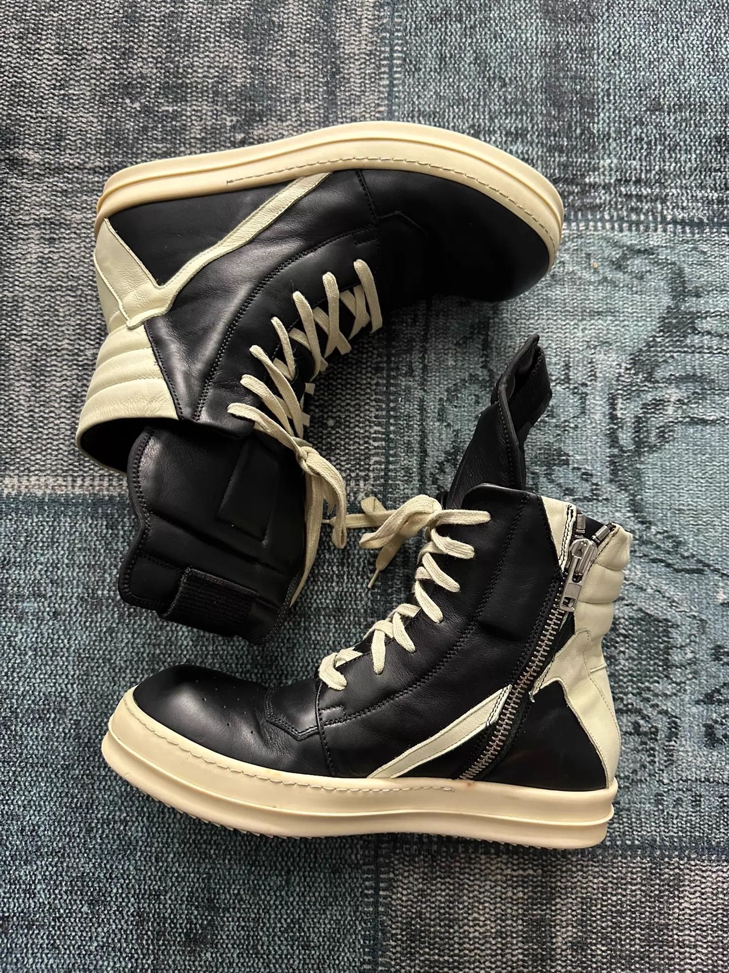 Rick Owens Rick Owens Mainline Triangular 40.5 (40/41) Near New Size US 7.5 / EU 40-41 - 1 Thumbnail