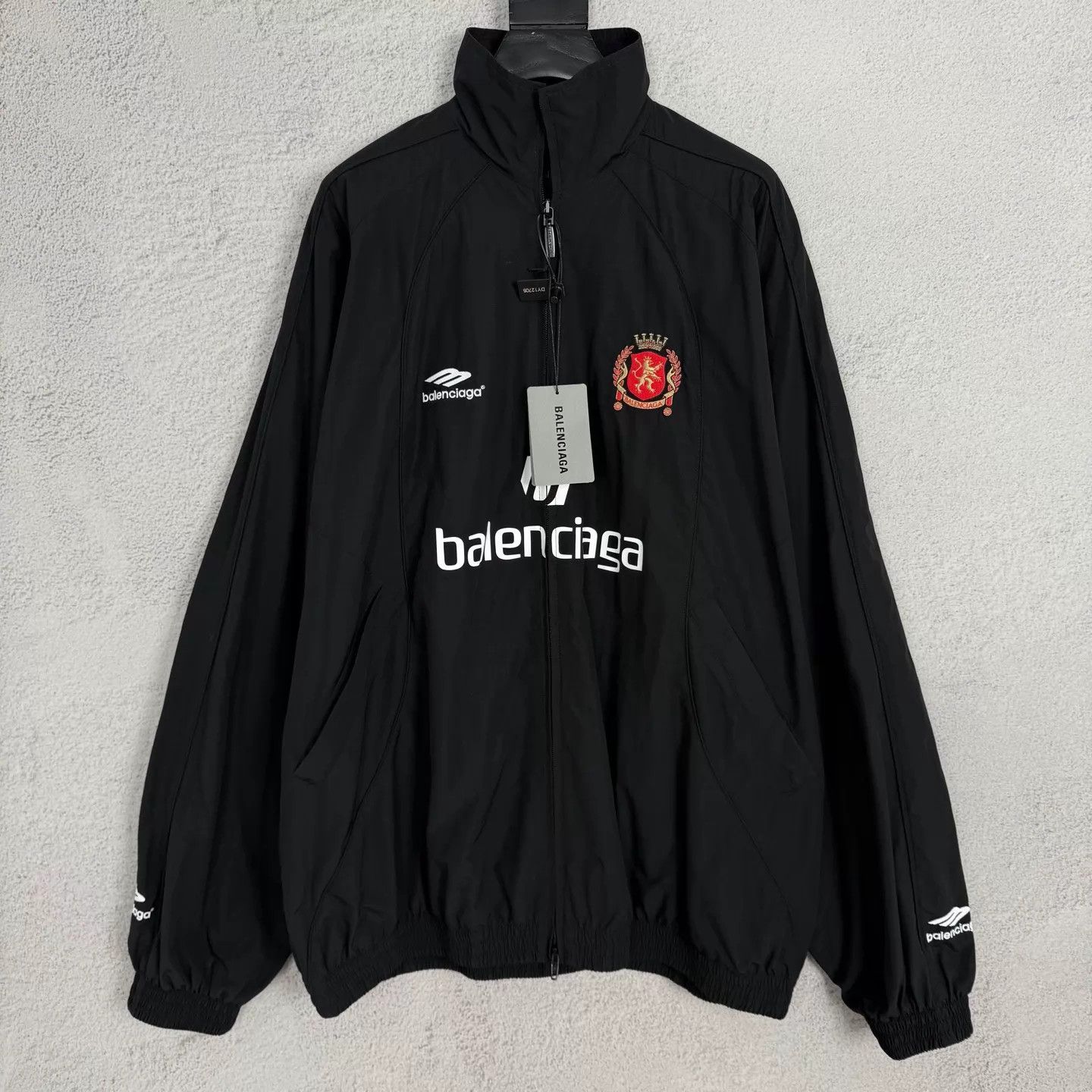 BALENCIAGA 23SS GARDE-ROBE トラックジャケット Balenciaga Balenciaga garde-robe ss23 tracksuit jacket | Grailed