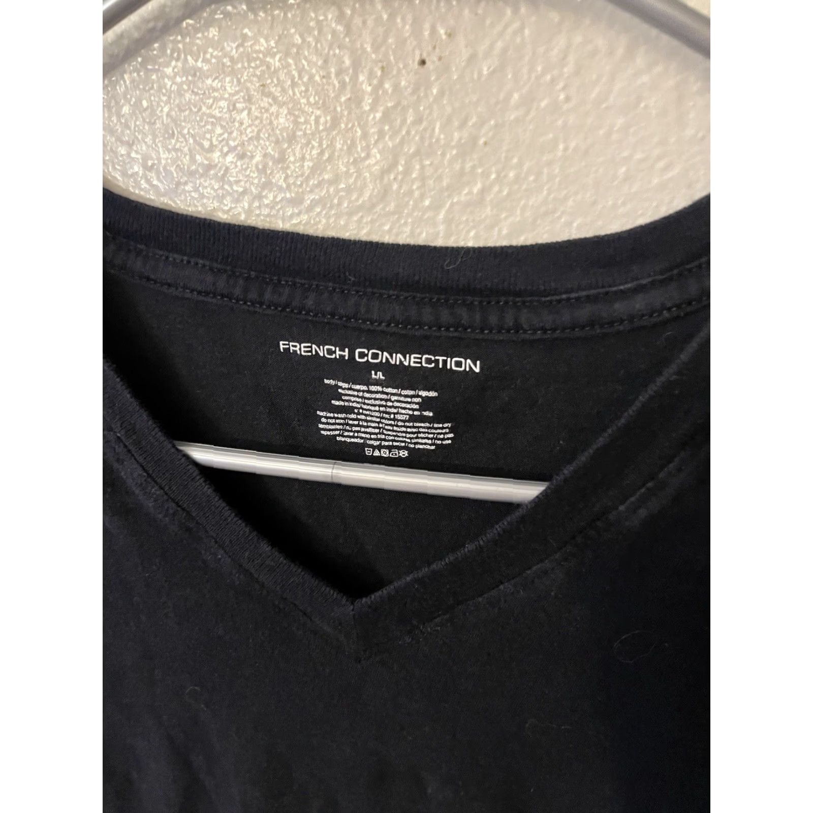 French Connection French Connection Shirt Mens Large Black V Neck Short Sleeve Button-Up Crew Neck, Casual, Regular Fit, Cotton, Vintage No Size US L / EU 52-54 / 3 - 3 Thumbnail