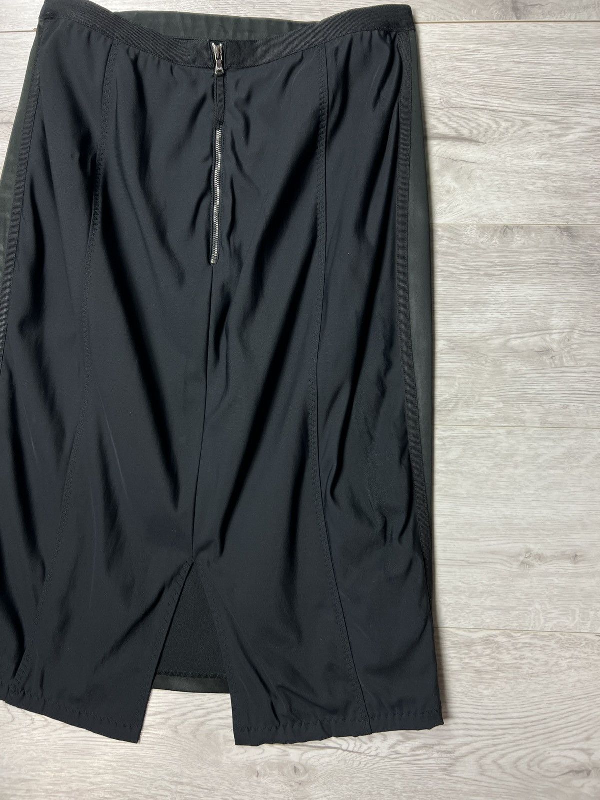 Dolce & Gabbana Dolce & Gabbana Black Satin Pencil Skirt D&G Size IT46 Size 32" / US 10 / IT 46 - 10 Thumbnail