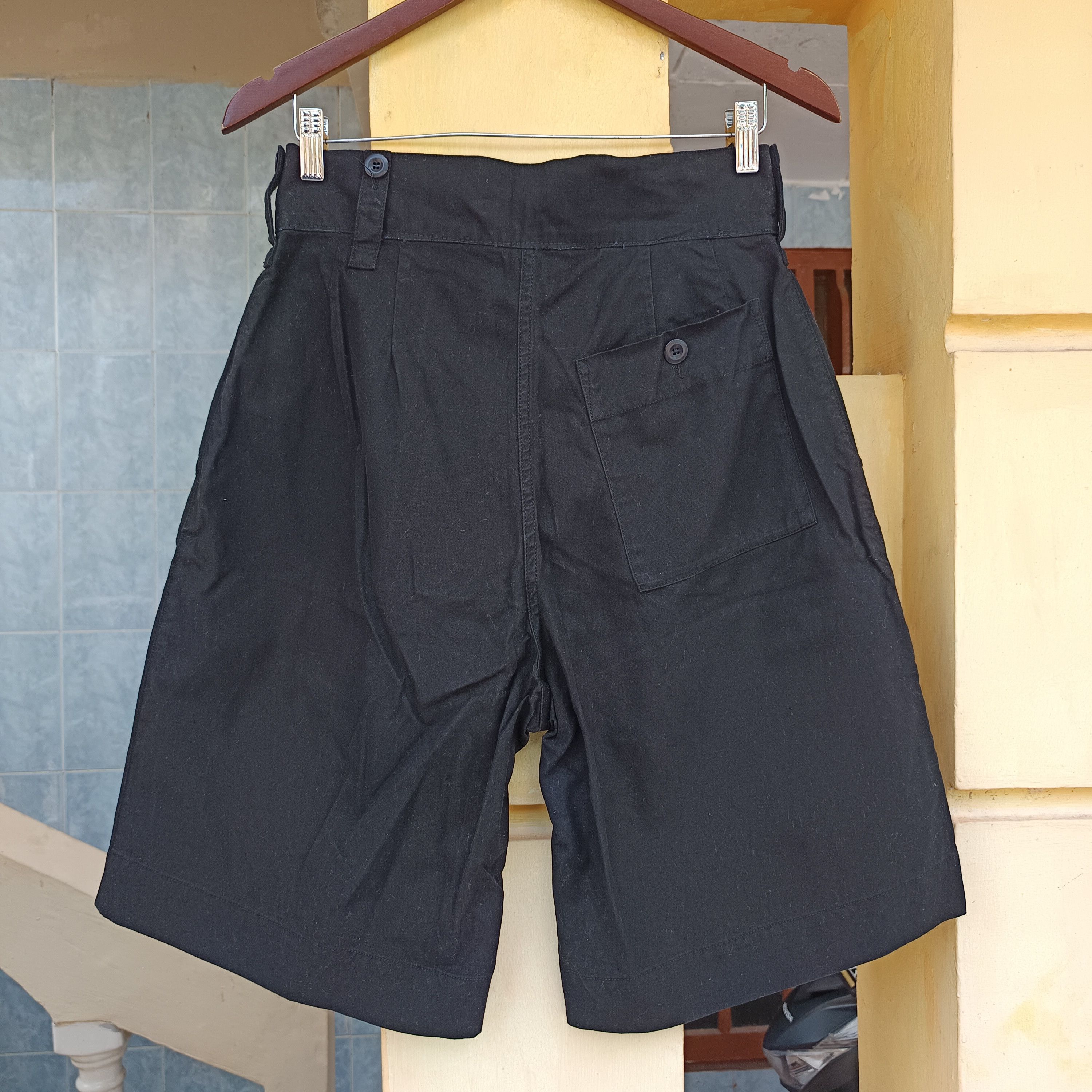 Margaret Howell MARGARET HOWELL PULL UP SHORTS Size US 28 / EU 44 - 2 Thumbnail