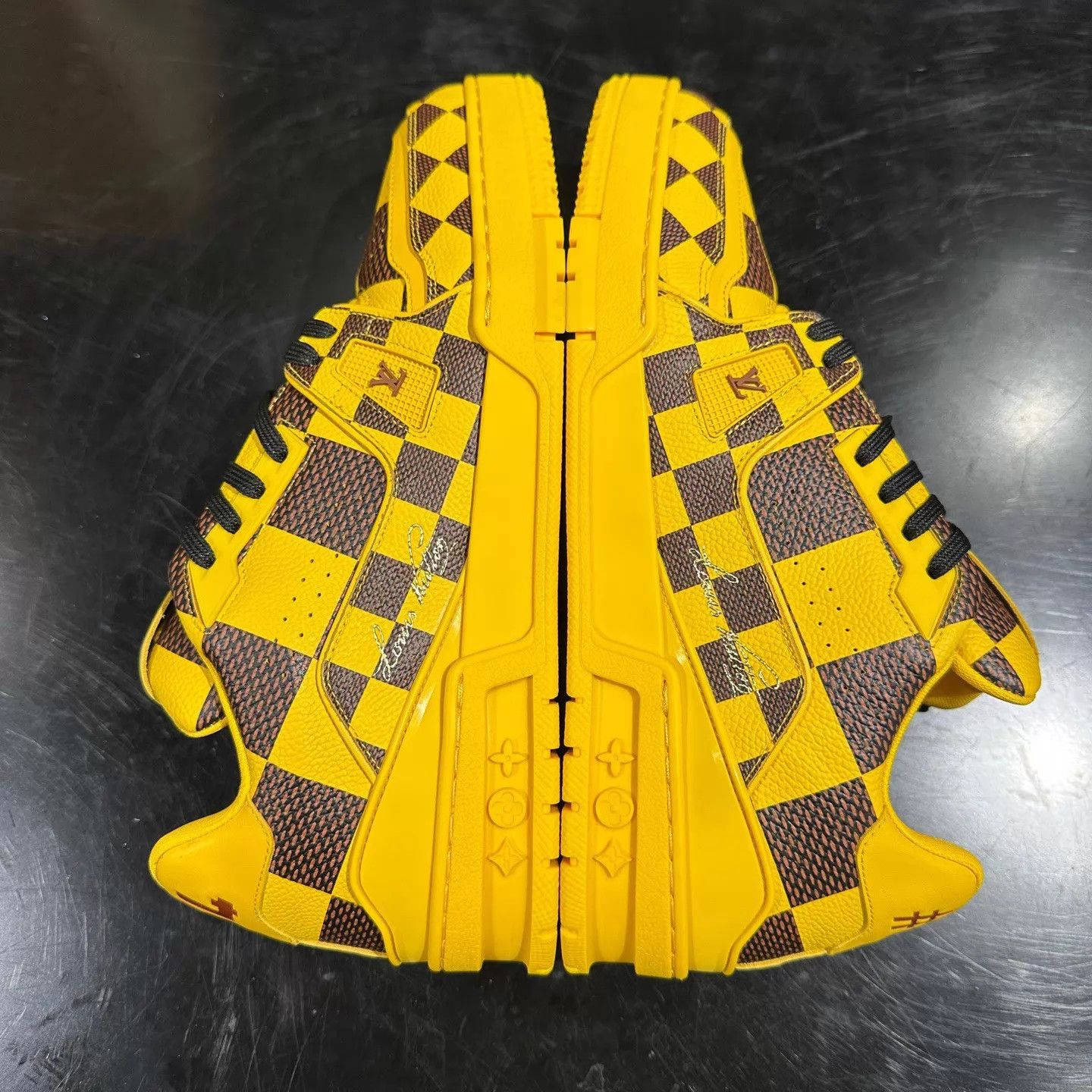 Louis Vuitton LV 25 SS Damier Checker GoldTag Trainer Ylw 41 (UK7) Size US 8 / EU 41 - 6 Thumbnail