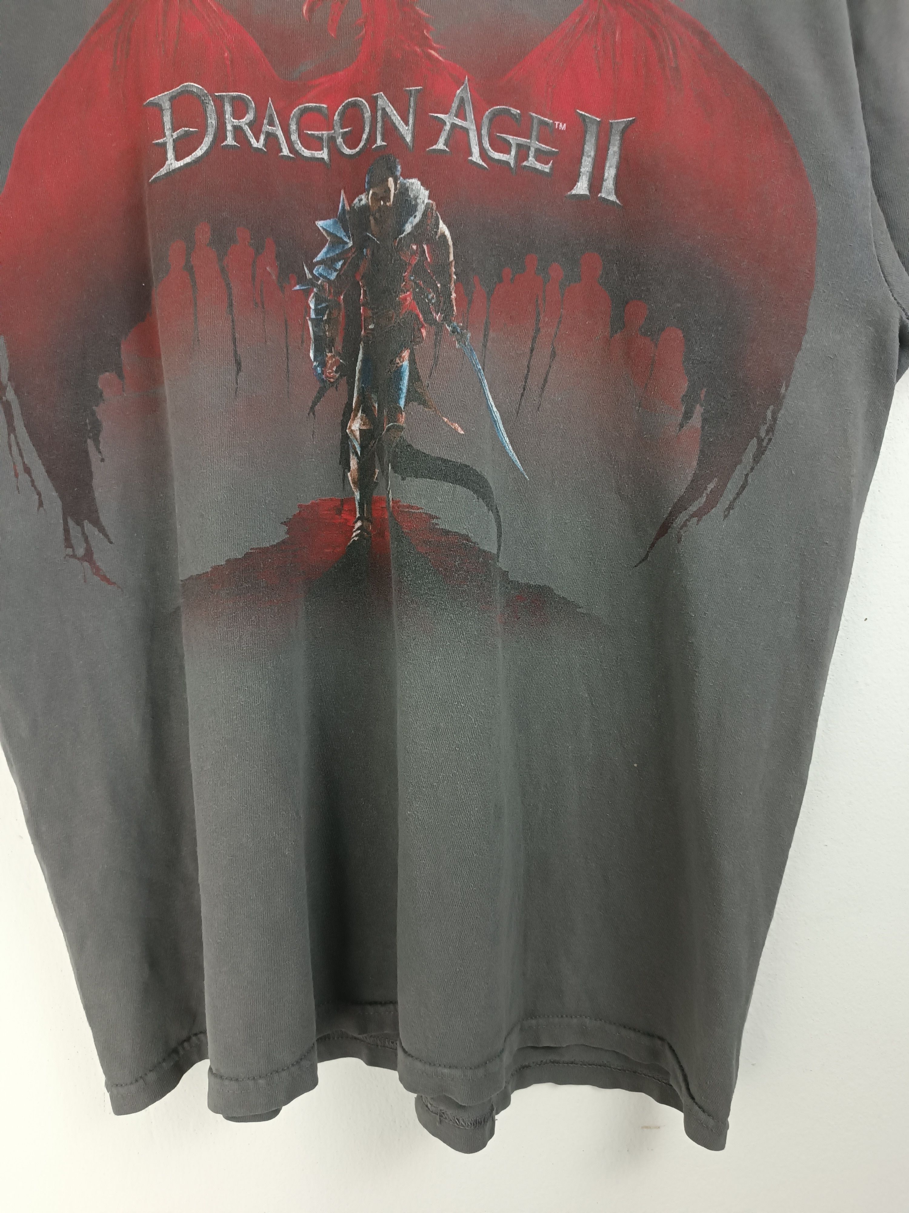 Playstation VINTAGE 2011 DRAGON AGE 2 RPG GAME TEE CRYSIS MASS EFFECT Size US L / EU 52-54 / 3 - 8 Thumbnail