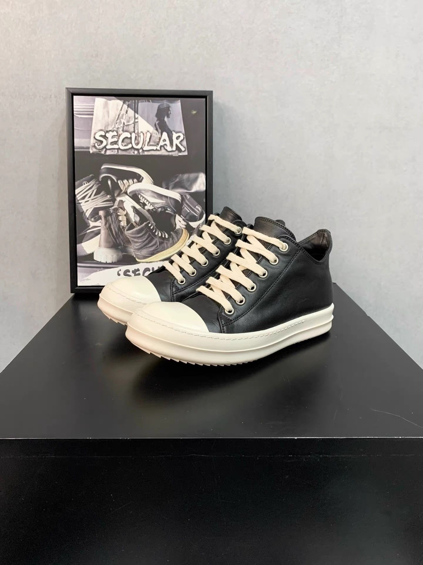 Rick Owens Rick Owens Mainline Black White Leather Low Top Sneakers K34 Size US 6 / IT 36 - 4 Thumbnail