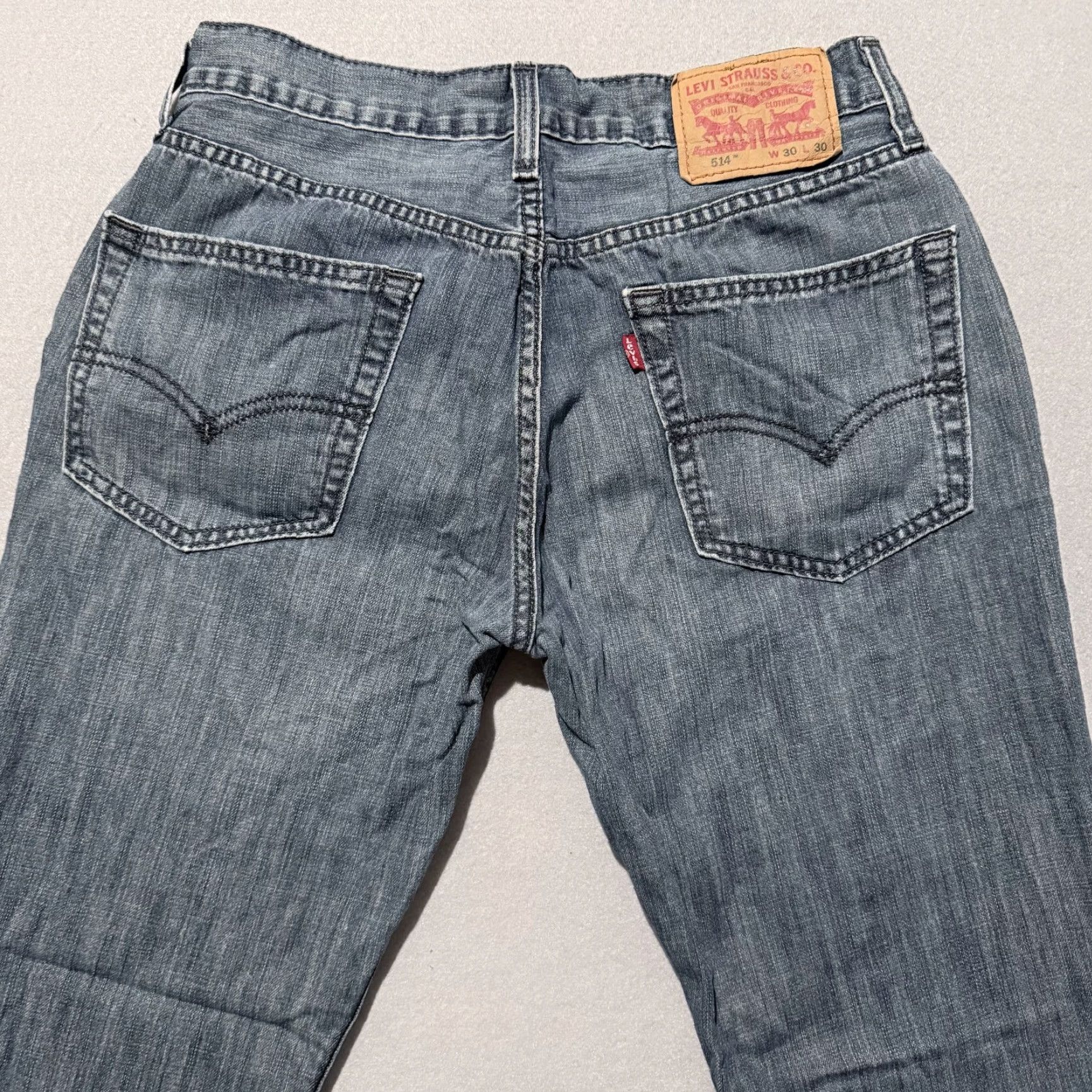 Levi's Levi's 514 Jeans Men Blue Denim Low Rise 30x30 Straight Pockets Vintage Logo 90s Size US 30 / EU 46 - 4 Thumbnail