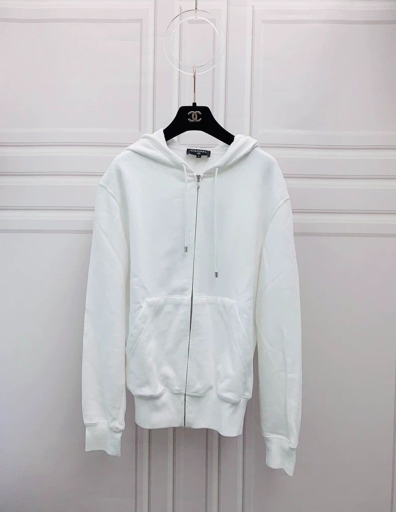 Chanel Chanel White hooded sweatshirt cardigan jacket Size S / US 4 / IT 40 - 1 Thumbnail