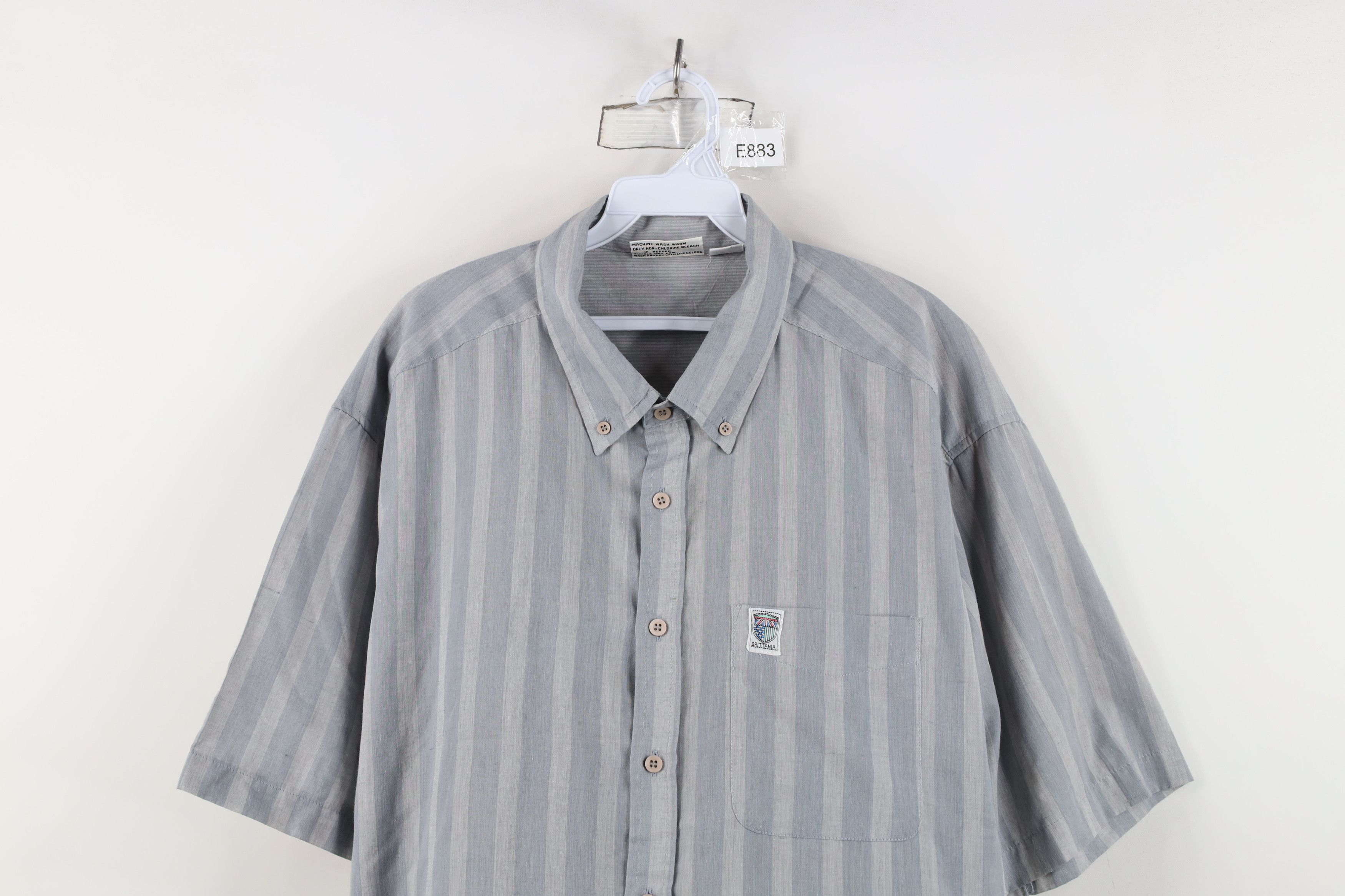 Vintage Vintage 90s Streetwear Block Short Sleeve Button Down Shirt Size US XXL / EU 58 / 5 - 2 Thumbnail