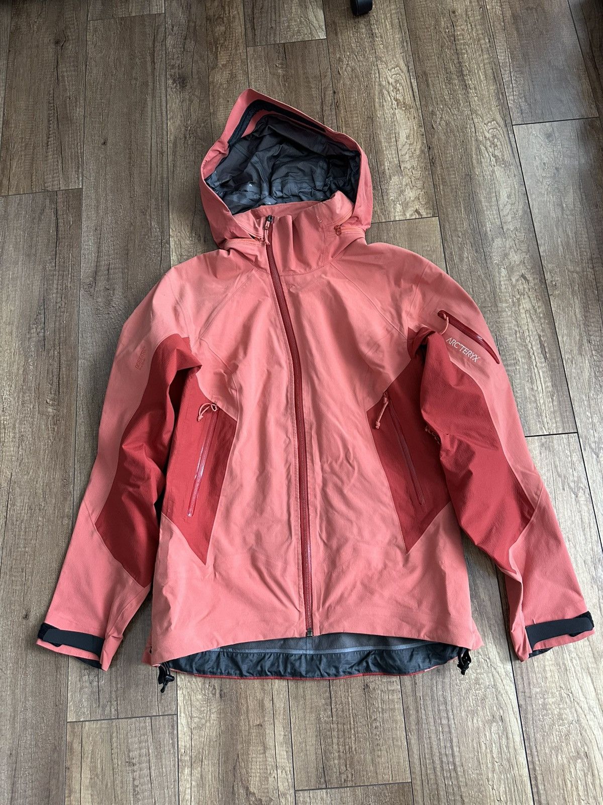 Arc'teryx Arcteryx Sidewinder Vintage Gore Tex Ski Jacket Size M / US 6-8 / IT 42-44 - 2 Thumbnail