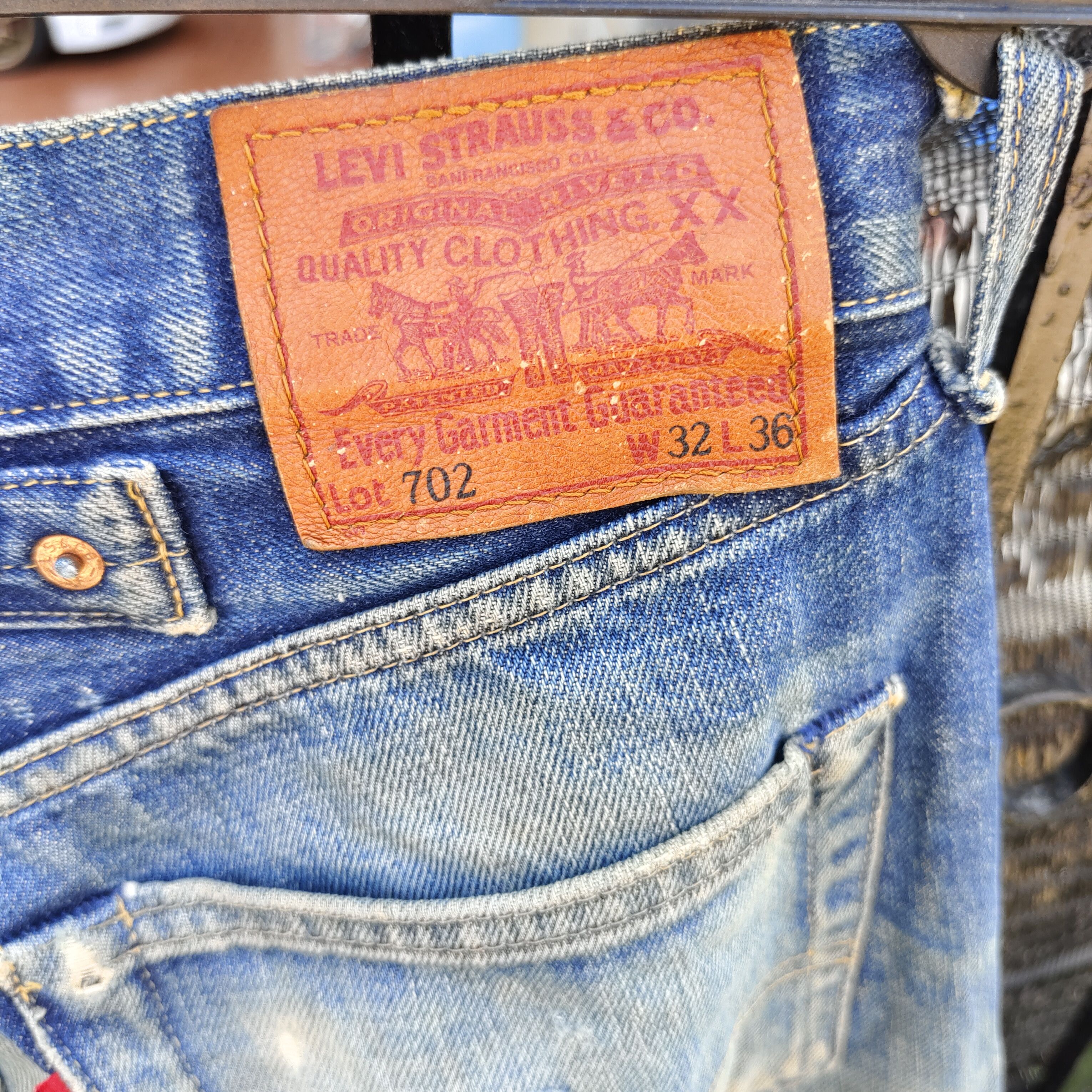 Levi's Vintage 90s Levi's 702 Big E Distressed Selvedge Jean Size US 31 - 8 Thumbnail