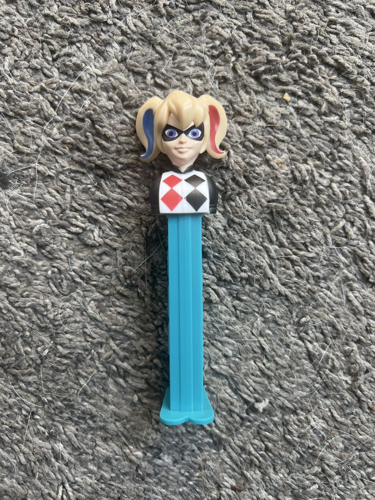 DC Comics 2017 DC Comics Harley Quinn Pez Dispenser Size ONE SIZE - 1 Thumbnail