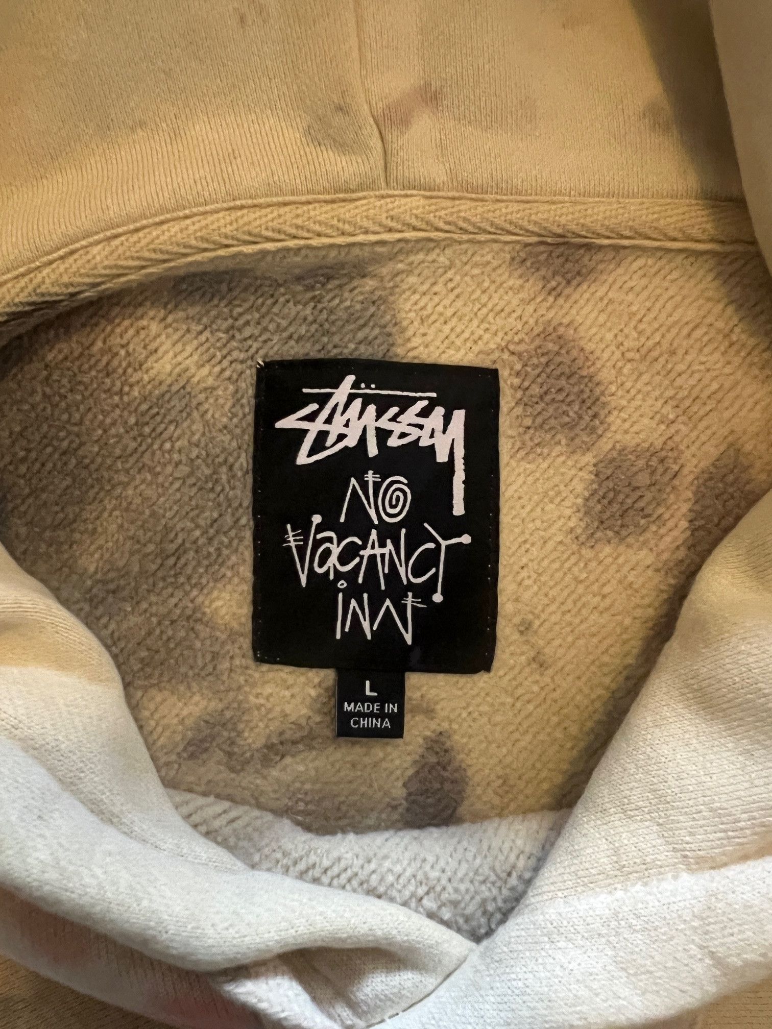 No Vacancy Inn × Stussy Stussy x No Vacancy Inn Hoodie Size US L / EU 52-54 / 3 - 4 Thumbnail