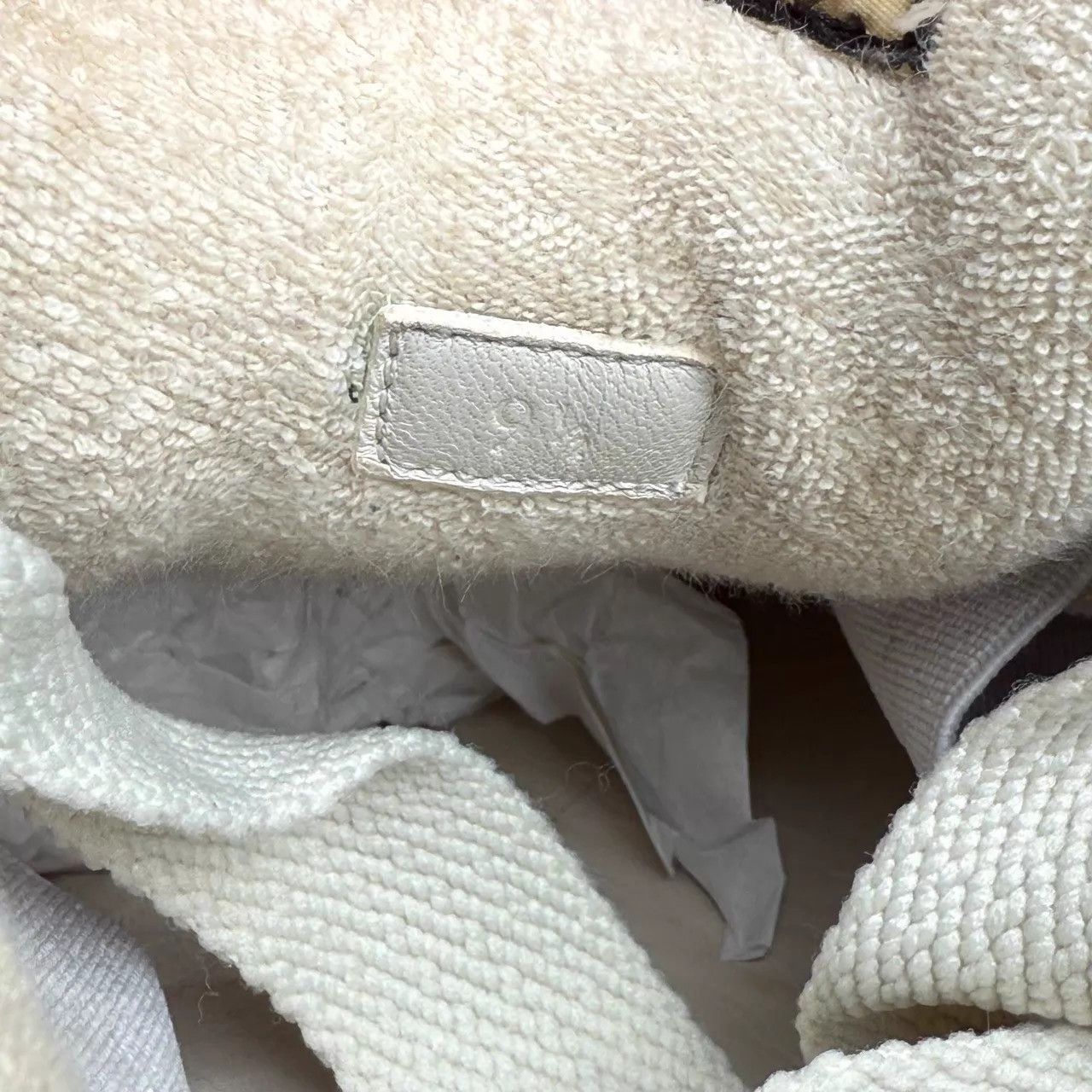 Gucci Gucci Gray & White Puffy Sneaker UK9.5 (43.5) Size US 10.5 / EU 43-44 - 7 Thumbnail
