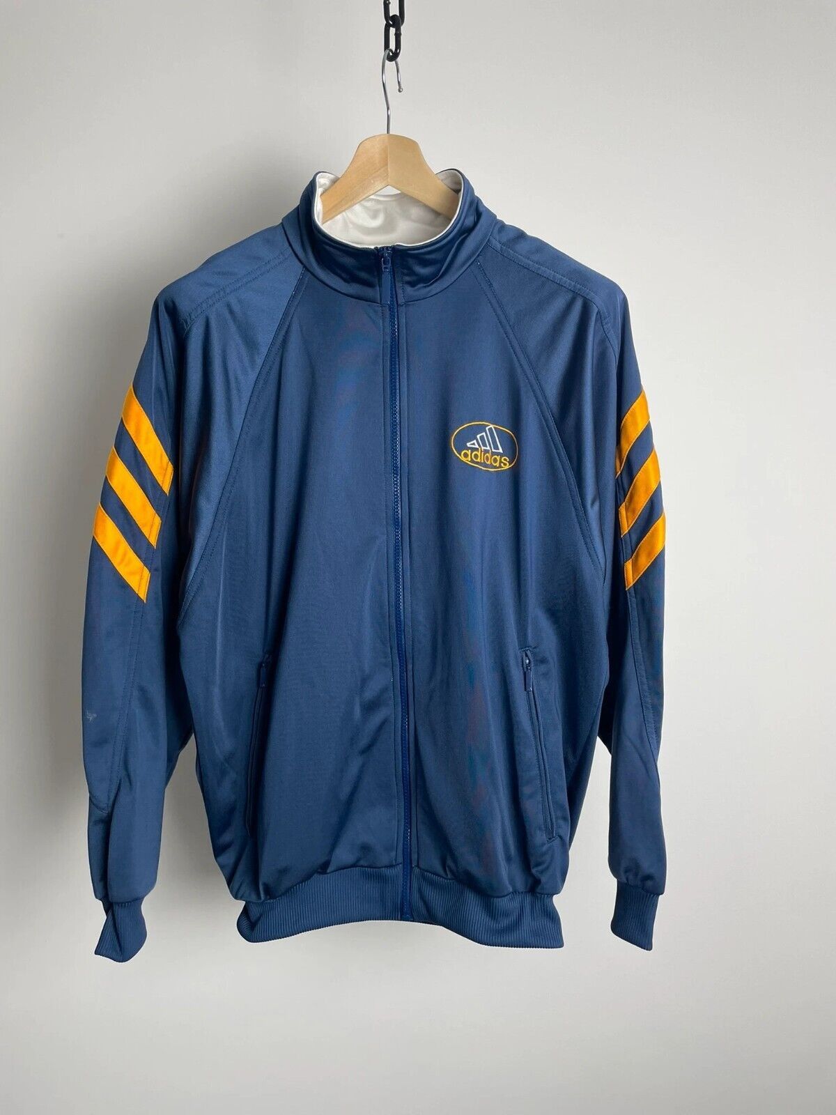 Adidas Mens Vintage Adidas Track Jacket size M Size US M / EU 48-50 / 2 - 1 Thumbnail