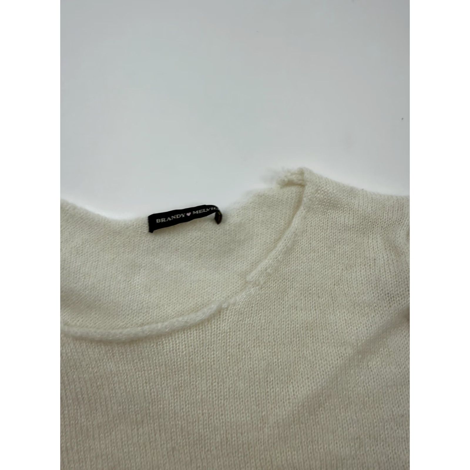 Brandy Melville Brandy Melville Sweater Womens One Size White Mohair Wool Crewneck Pullover Size ONE SIZE - 2 Thumbnail