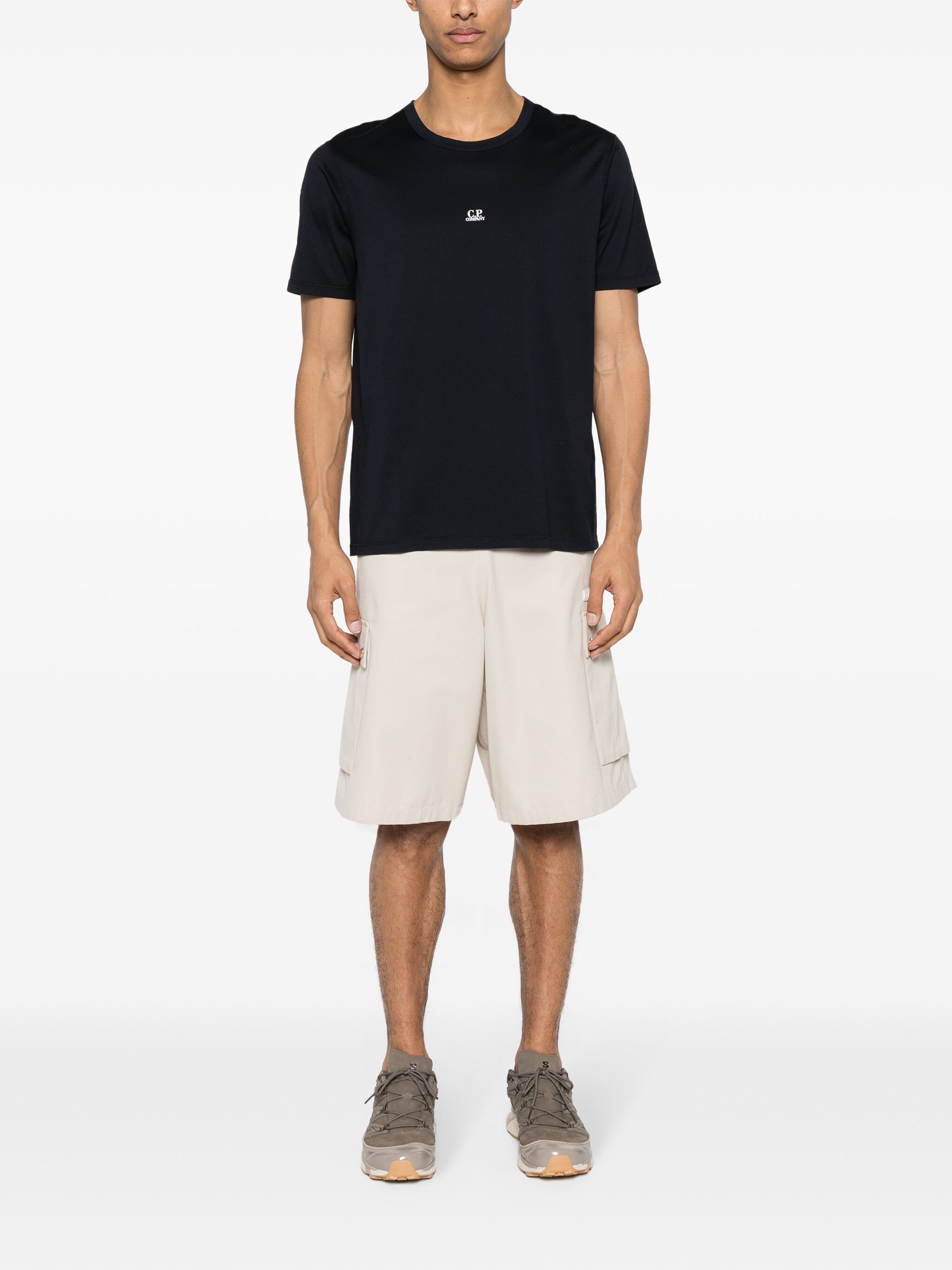 C.P. Company o1y1224 Logo Crewneck T-Shirt in Midnight Blue Size US XXL / EU 58 / 5 - 2 Thumbnail