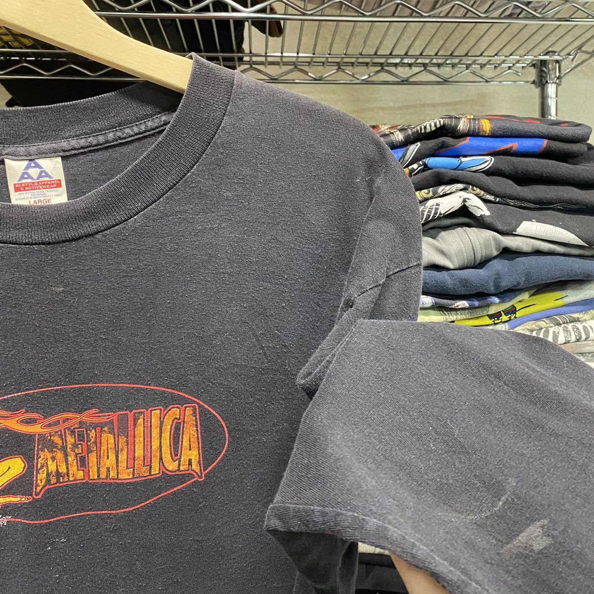 Metallica 1999 black and orange metallica flame print longsleeve Size US L / EU 52-54 / 3 - 5 Thumbnail