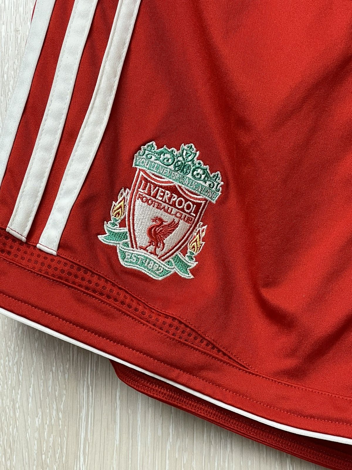 Adidas 2006 2007 Liverpool Adidas Home Vintage Soccer Shorts Size US 34 / EU 50 - 2 Thumbnail