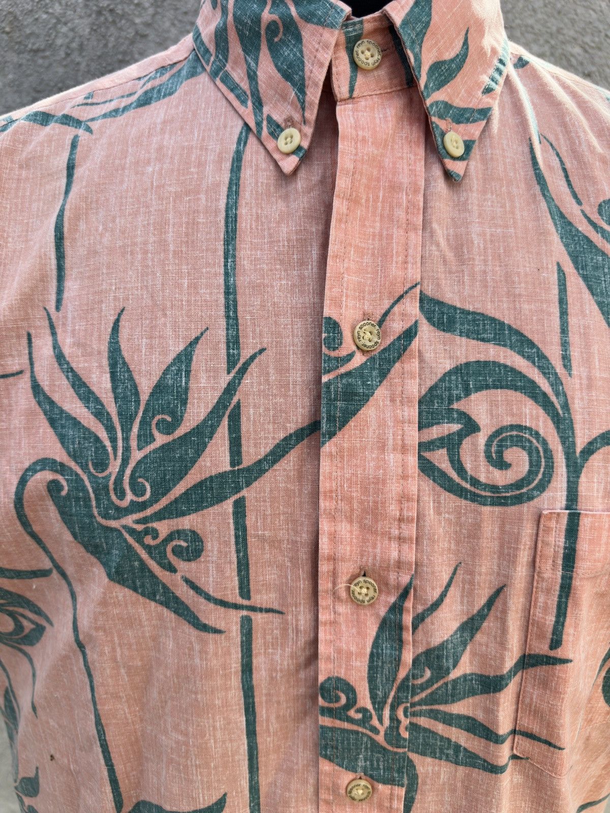 Reyn Spooner Reyn Spooner Alfred Shaheen Hawaiian Print Pink Men's Medium Size US M / EU 48-50 / 2 - 3 Thumbnail