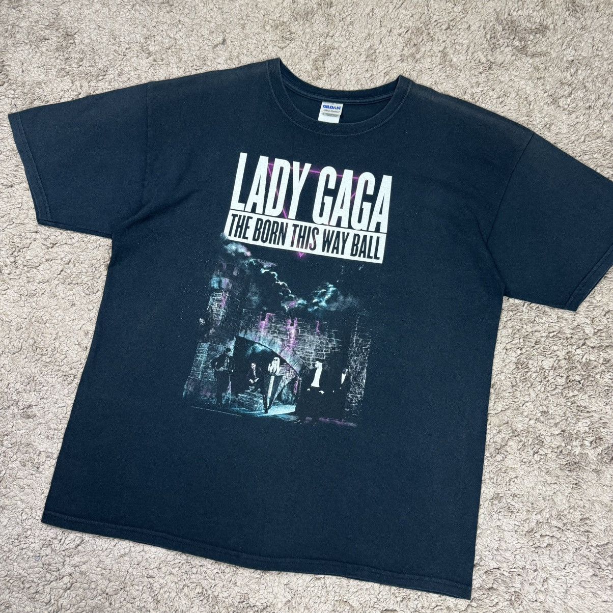 Band Tees LADY GAGA The Born This Way Ball T-shirt Size US XL / EU 56 / 4 - 4 Thumbnail