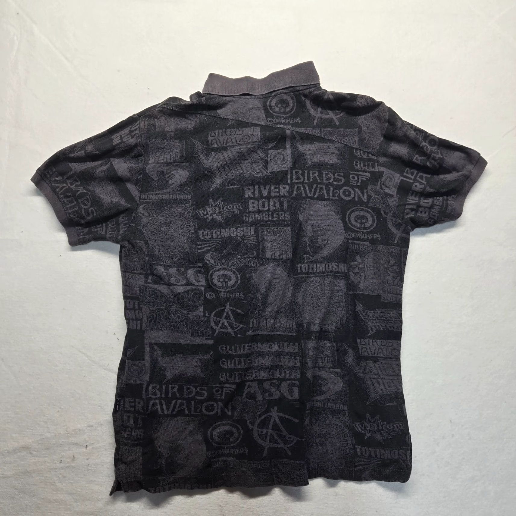 Volcom Volcom Polo Shirt Gray Graphic Logo Skateboard Pullover Button Adult Men’s L Size US L / EU 52-54 / 3 - 7 Thumbnail