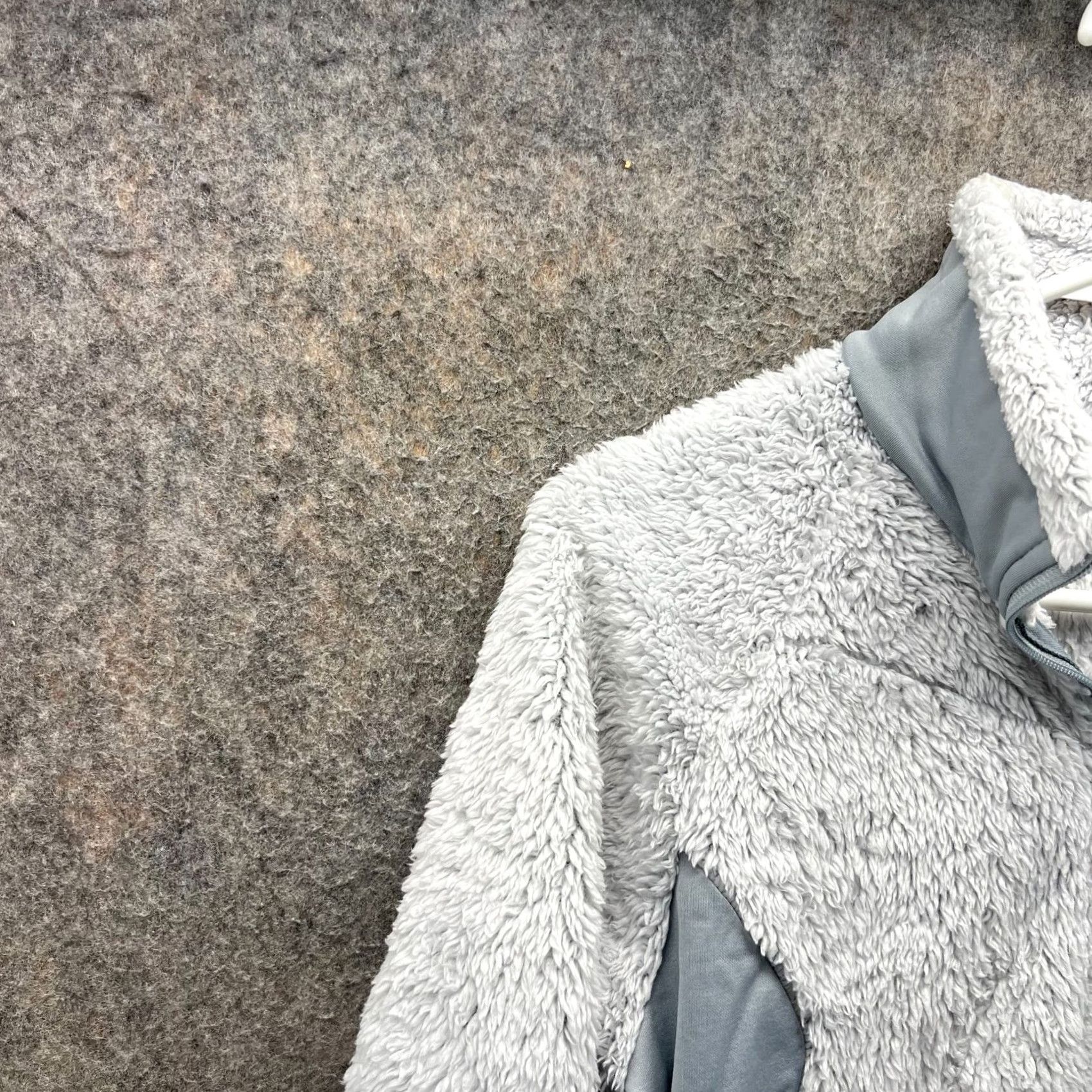 Vintage Columbia Jacket Womens Small Gray Fuzzy Sherpa Softshell Full Zip Winter Size S / US 4 / IT 40 - 7 Thumbnail