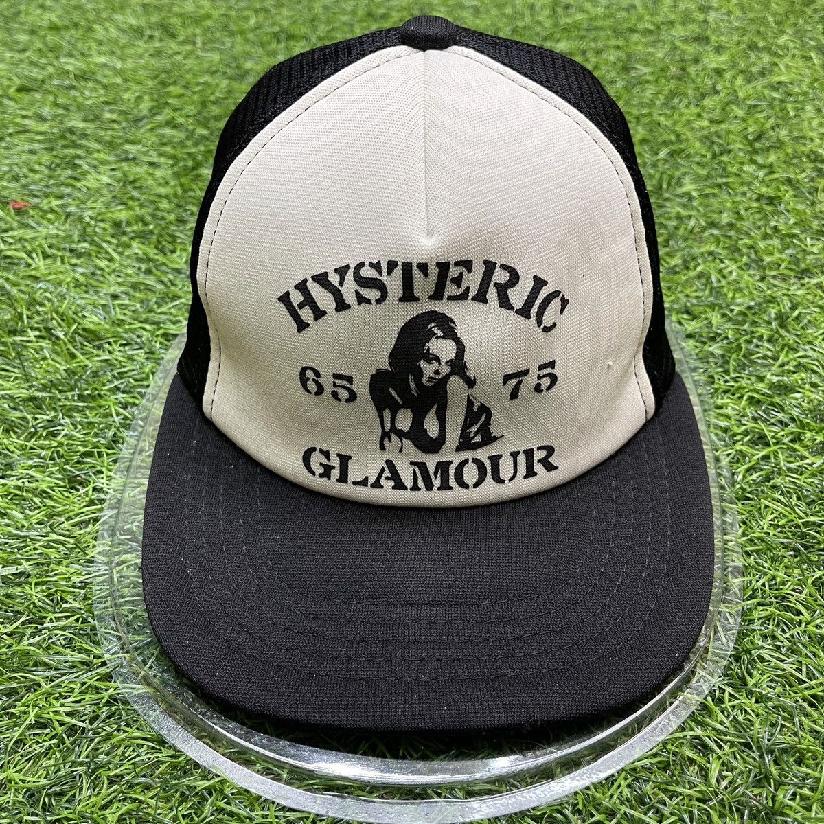Hysteric Glamour × Japanese Brand HYSTERIC GLAMOUR HATS NAKED GIRL DESIGNER Size ONE SIZE - 1 Thumbnail