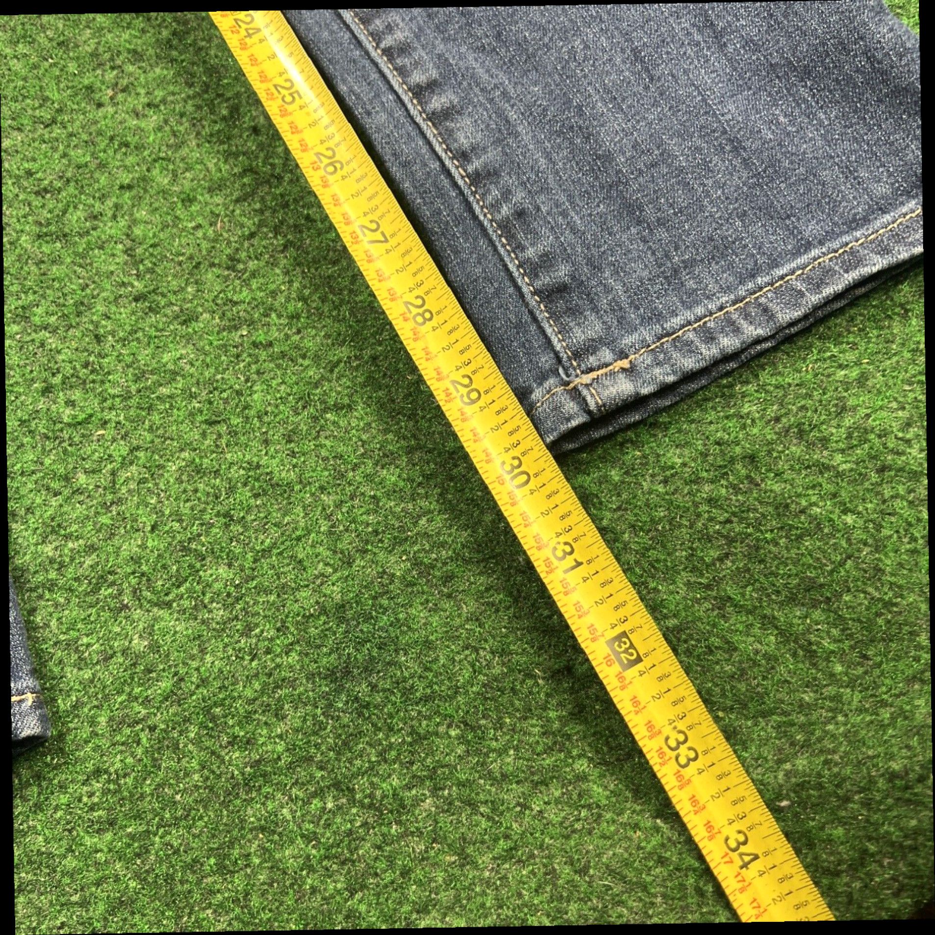 Vintage Bullhead Black Skinniest Women Blue Jeans Low Rise Med Dirty Wash spackle Size 5 Size 27" / US 4 / IT 40 - 6 Thumbnail
